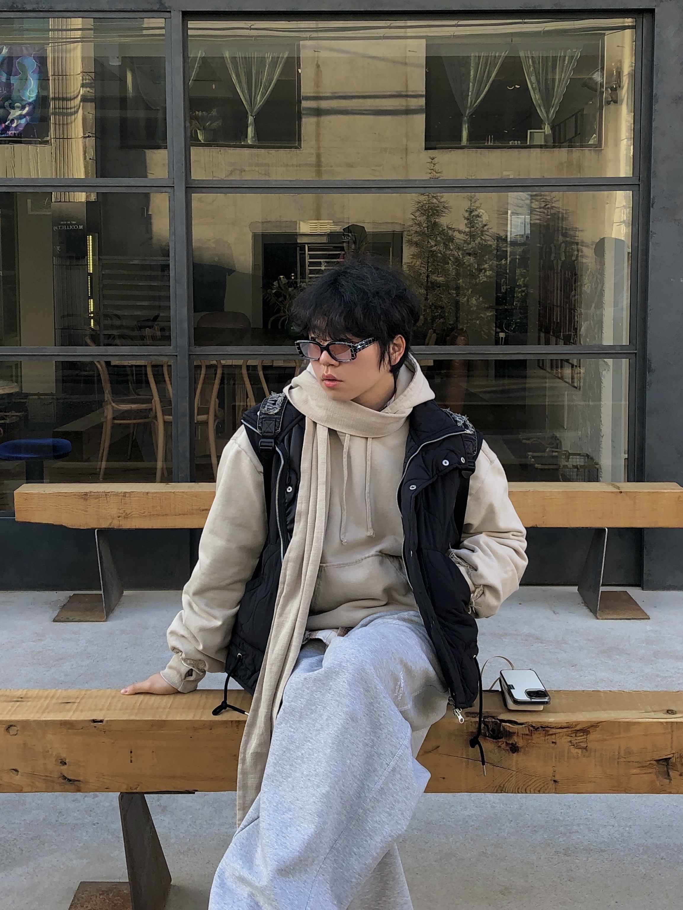 Undermycar Mu.163 Classic Logo Baggy Fit Sweat Pants Melange Gray, Balenciaga Stapler Sneaker Beige Grey 착용 스타일 - 7