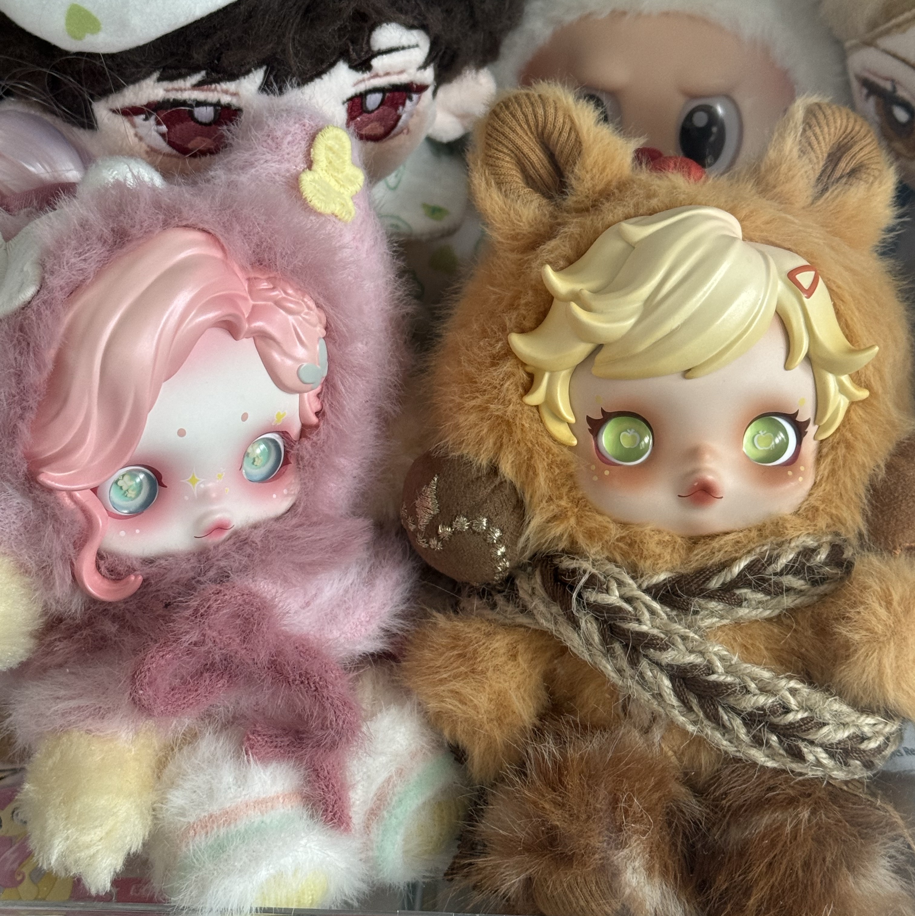 Pop Mart Skullpanda x My Little Pony Series Plush Doll Pendant Fluttershy (Opened Case), Pop Mart Skullpanda x My Little Pony Series Plush Doll Pendant Applejack (Opened Case) 착용 스타일
