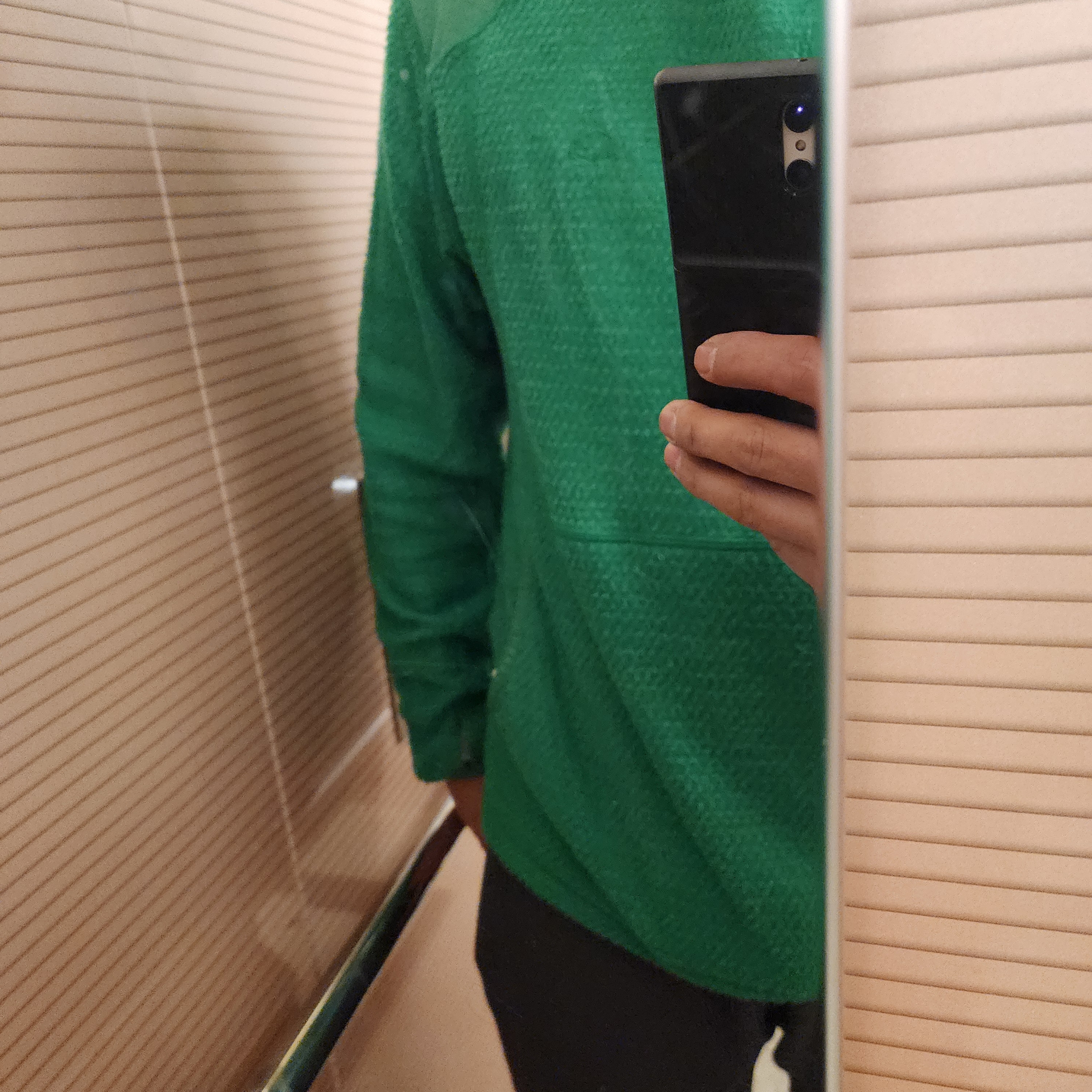 ZEROGRAM Polartec Alpha 90 Hoodie Green 착용 스타일