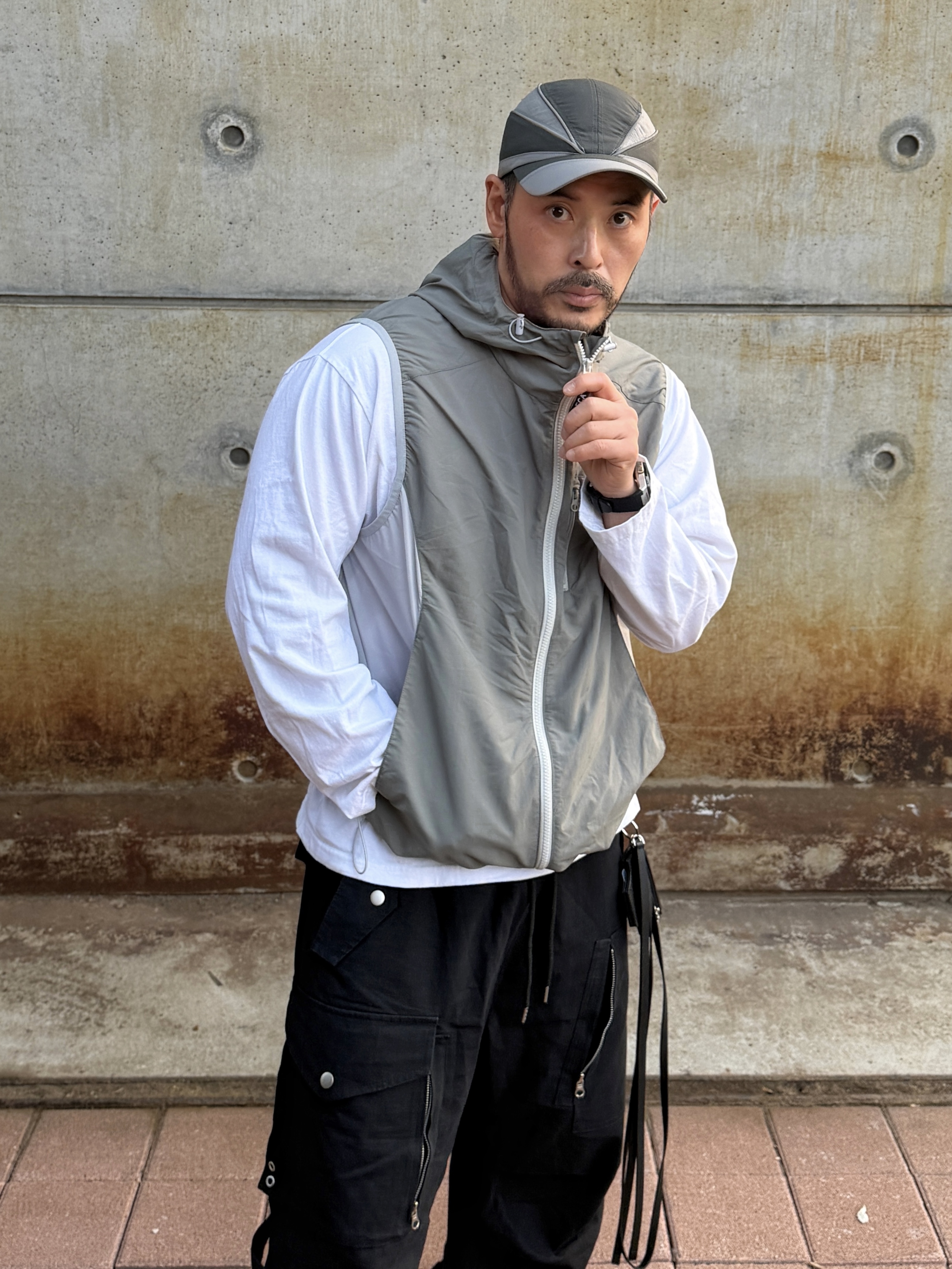 Flavorism Ripstop Parachute Cargo Pants Black 착용 스타일 - 5