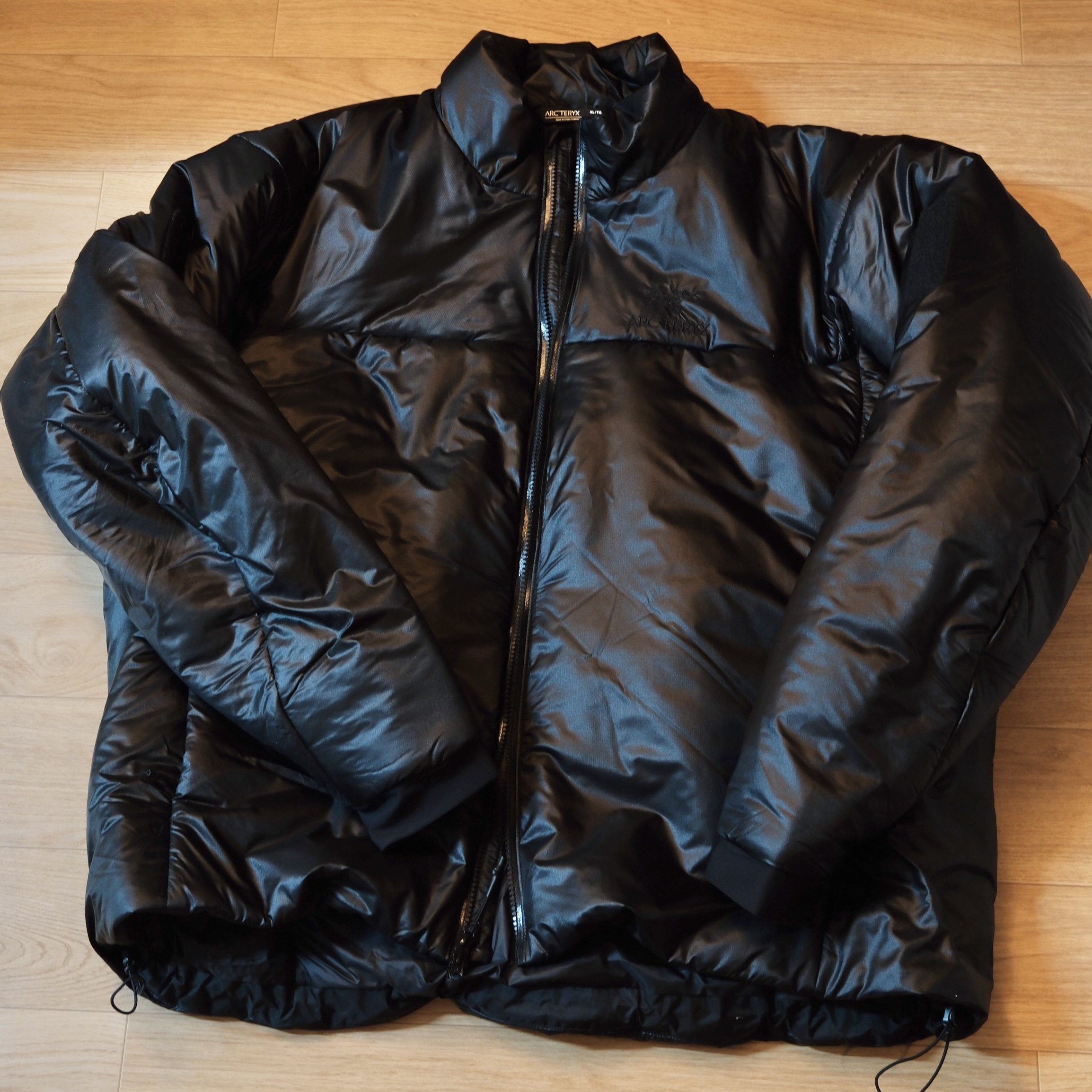 Arc'teryx System A Ogee Insulated Jacket Black 착용 스타일 - 2
