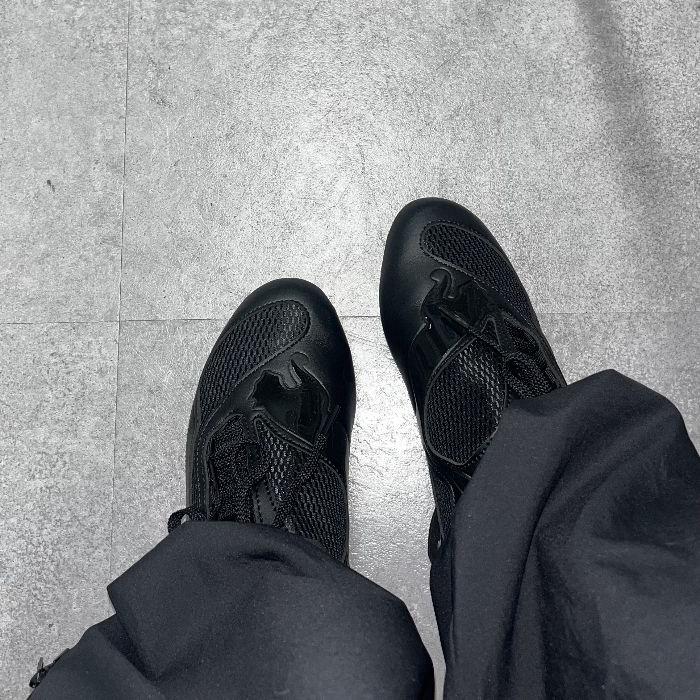 Puma V-S1 Black 착용 스타일