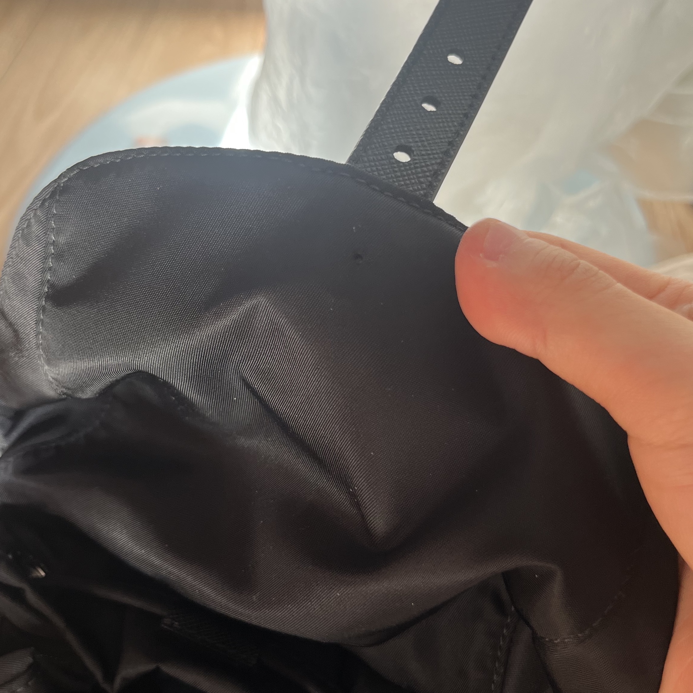 Prada Re-Nylon Small Backpack Black 착용 스타일