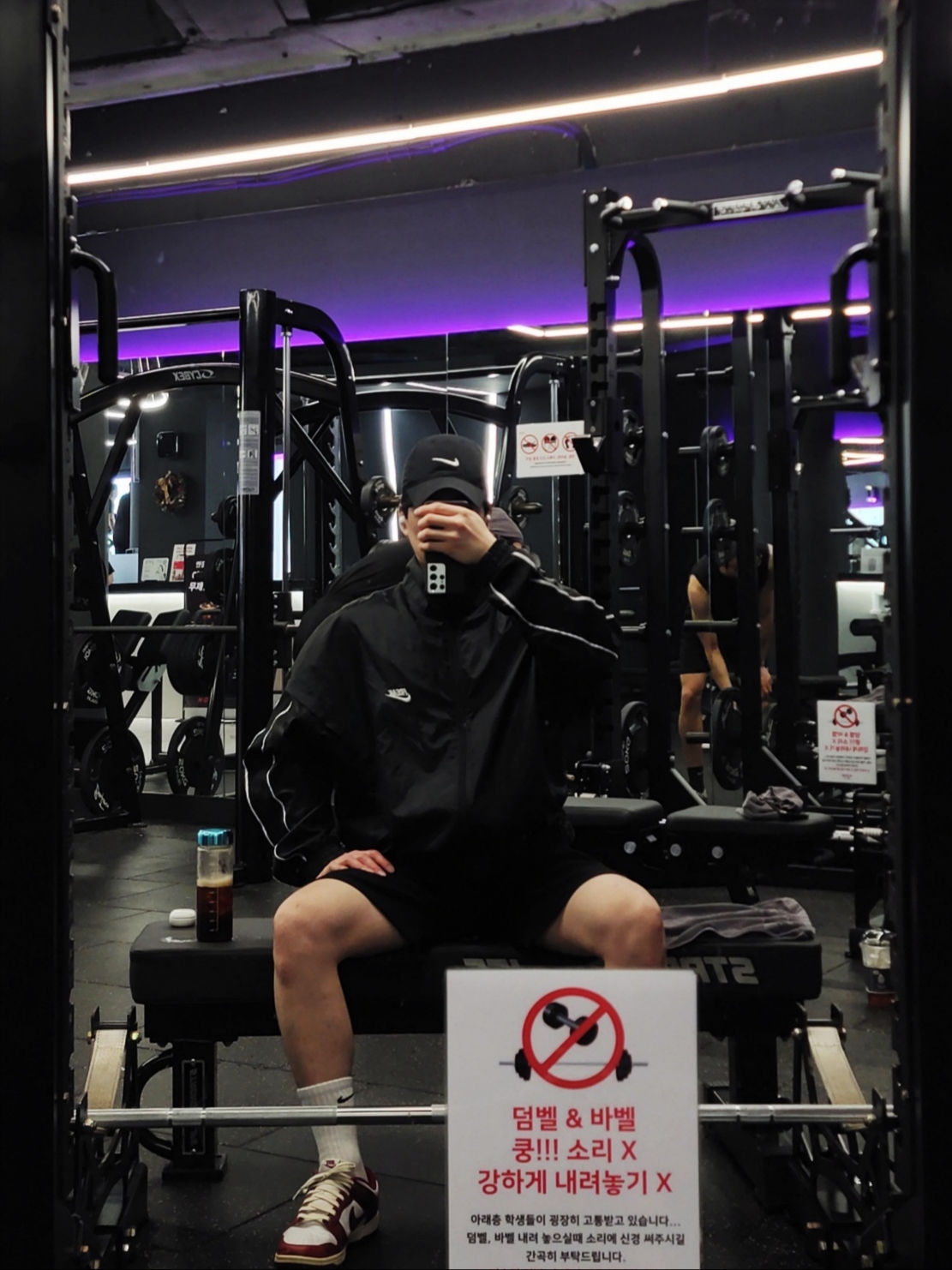 (W) Nike Dunk Low Retro PRM Team Red and White, Nike Everyday Cushioned Training Crew Socks White (6 Pack/Korean Ver.) 착용 스타일