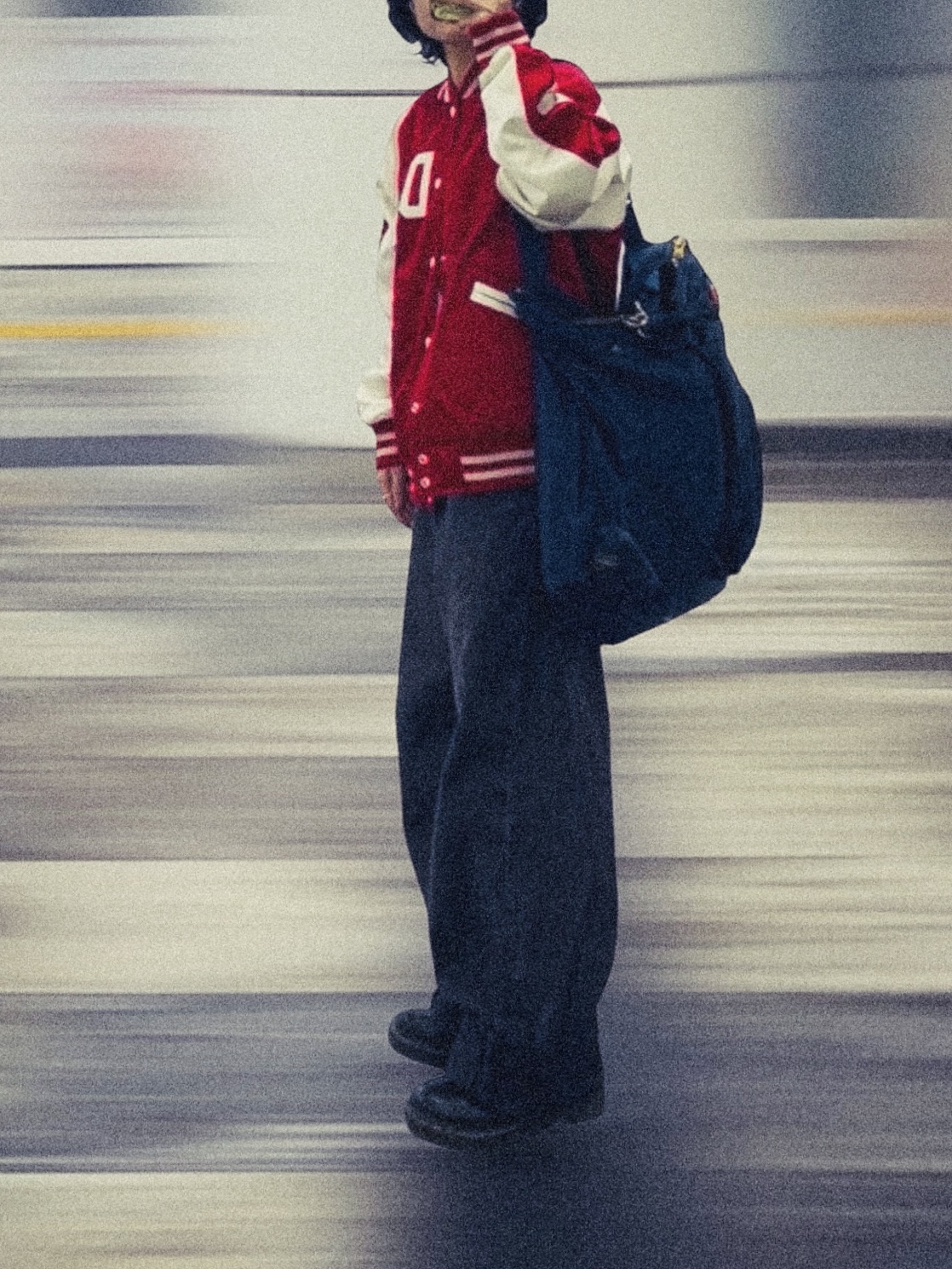 Human Made Satin Stadium Jacket Red, Dr. Martens 1460 Pascal Ambassador Black 착용 스타일 - 1