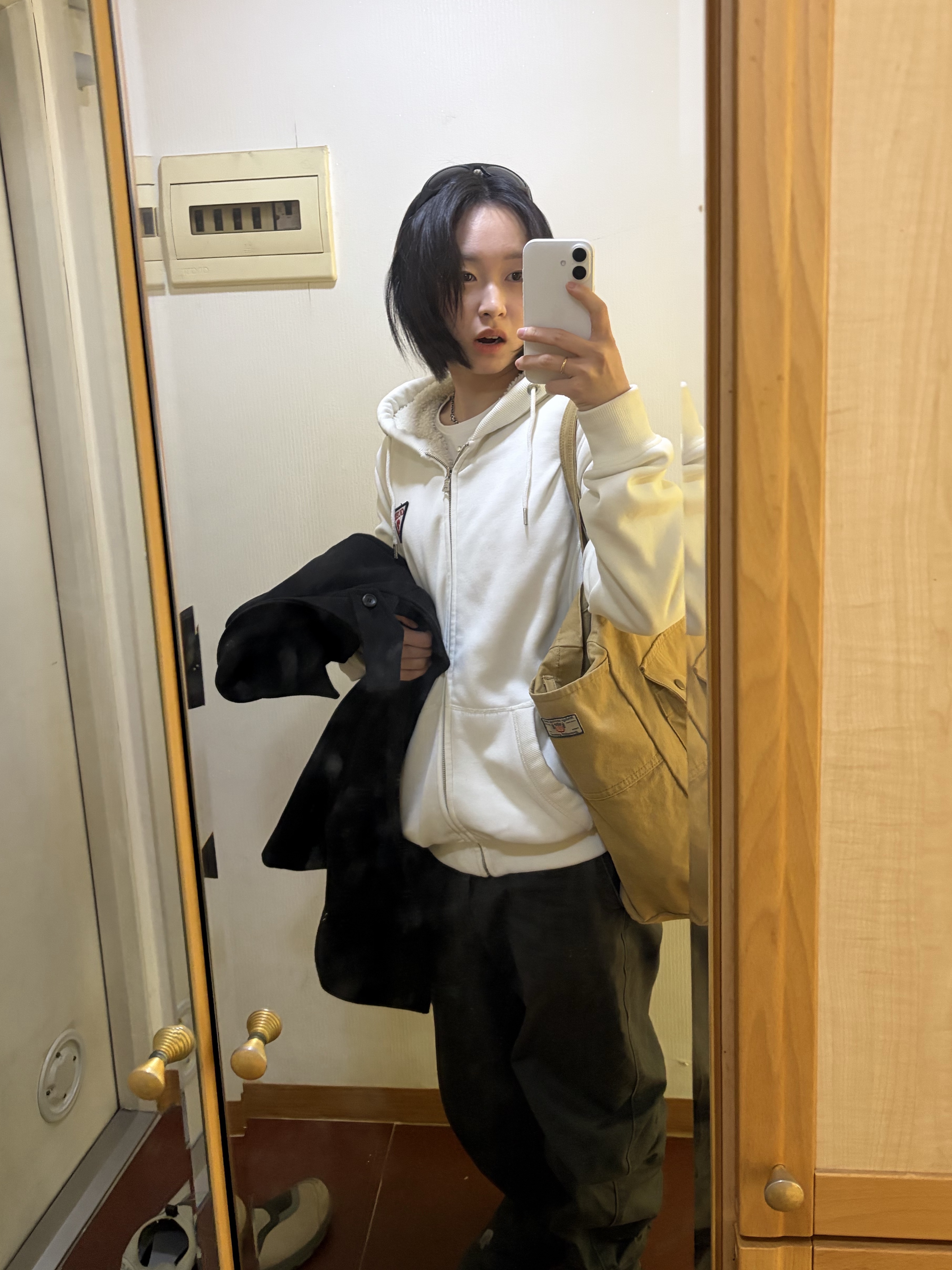 Oakley Eye Jacket Redux Matte Black Frame Prizm Grey Lenses High Bridge Fit 착용 스타일