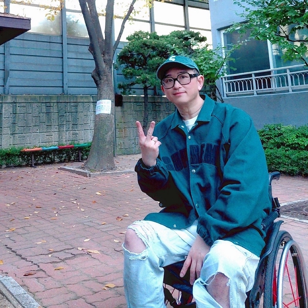 Supreme Arc Denim Coaches Jacket Green - 25SS, Adidas Gazelle Indoor Collegiate Green 착용 스타일 - 1