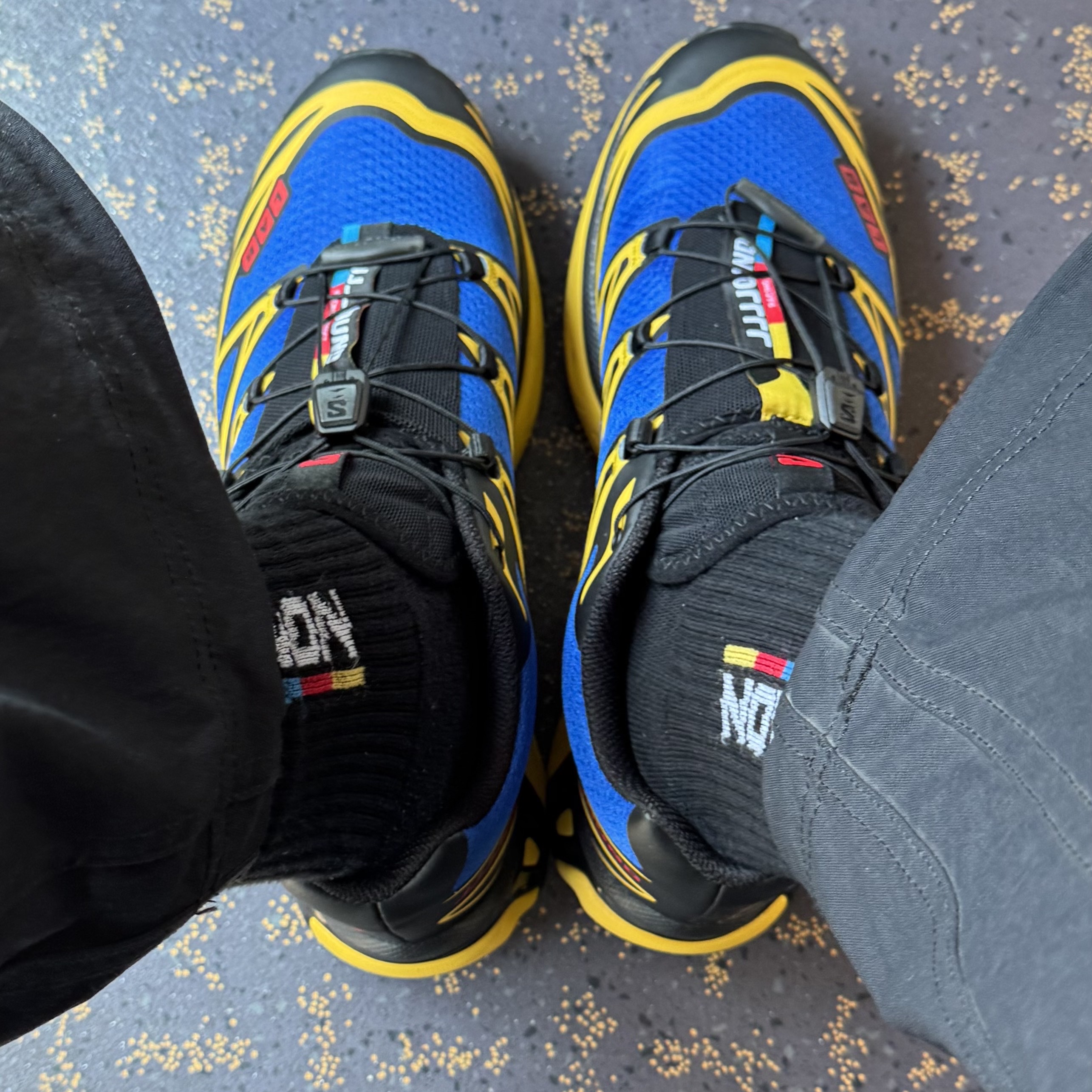 Salomon x JJJJound XT-6 Nautical Blue Lemon 착용 스타일 - 2