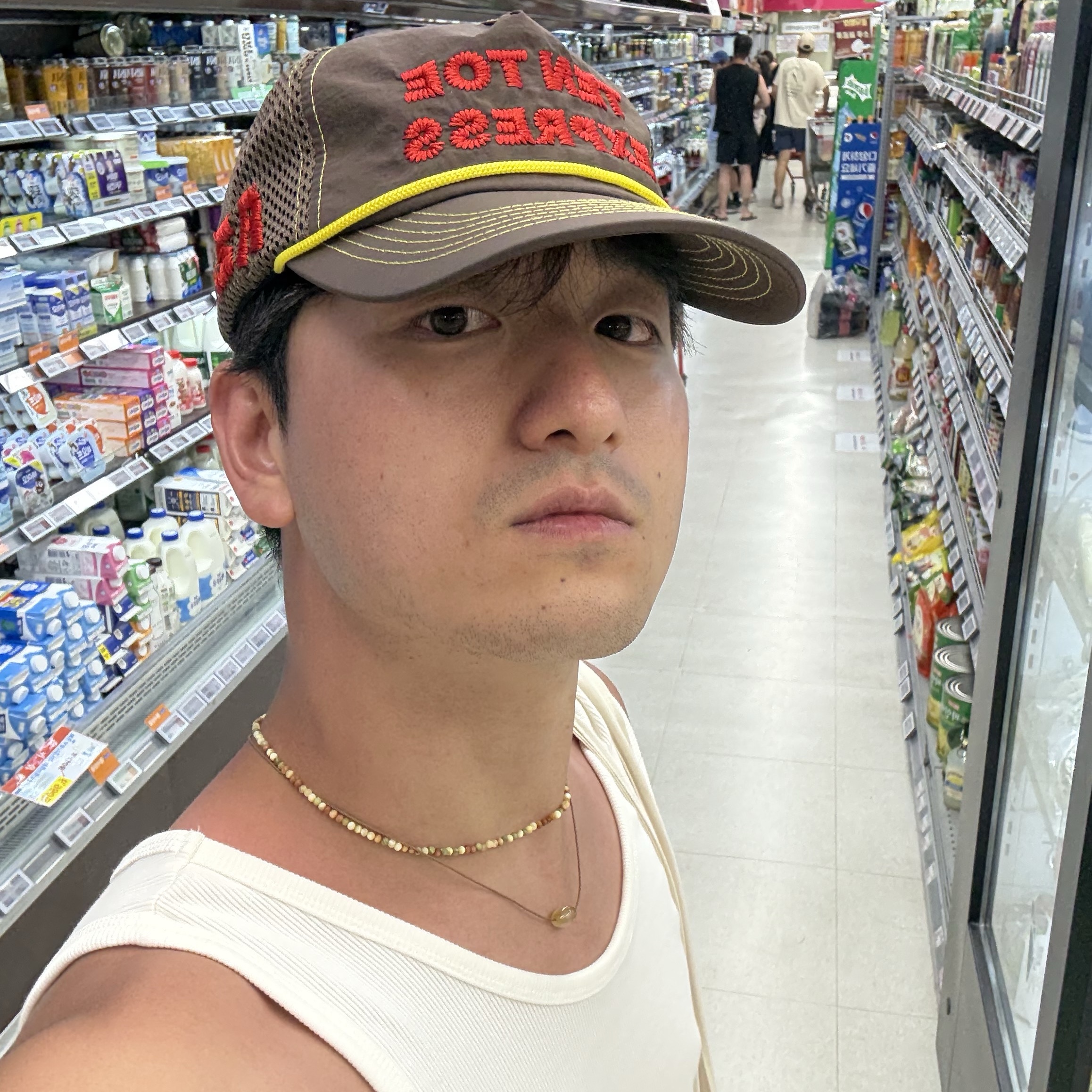 Alex Zono Ten Toe Express Trucker Hat Brown 착용 스타일