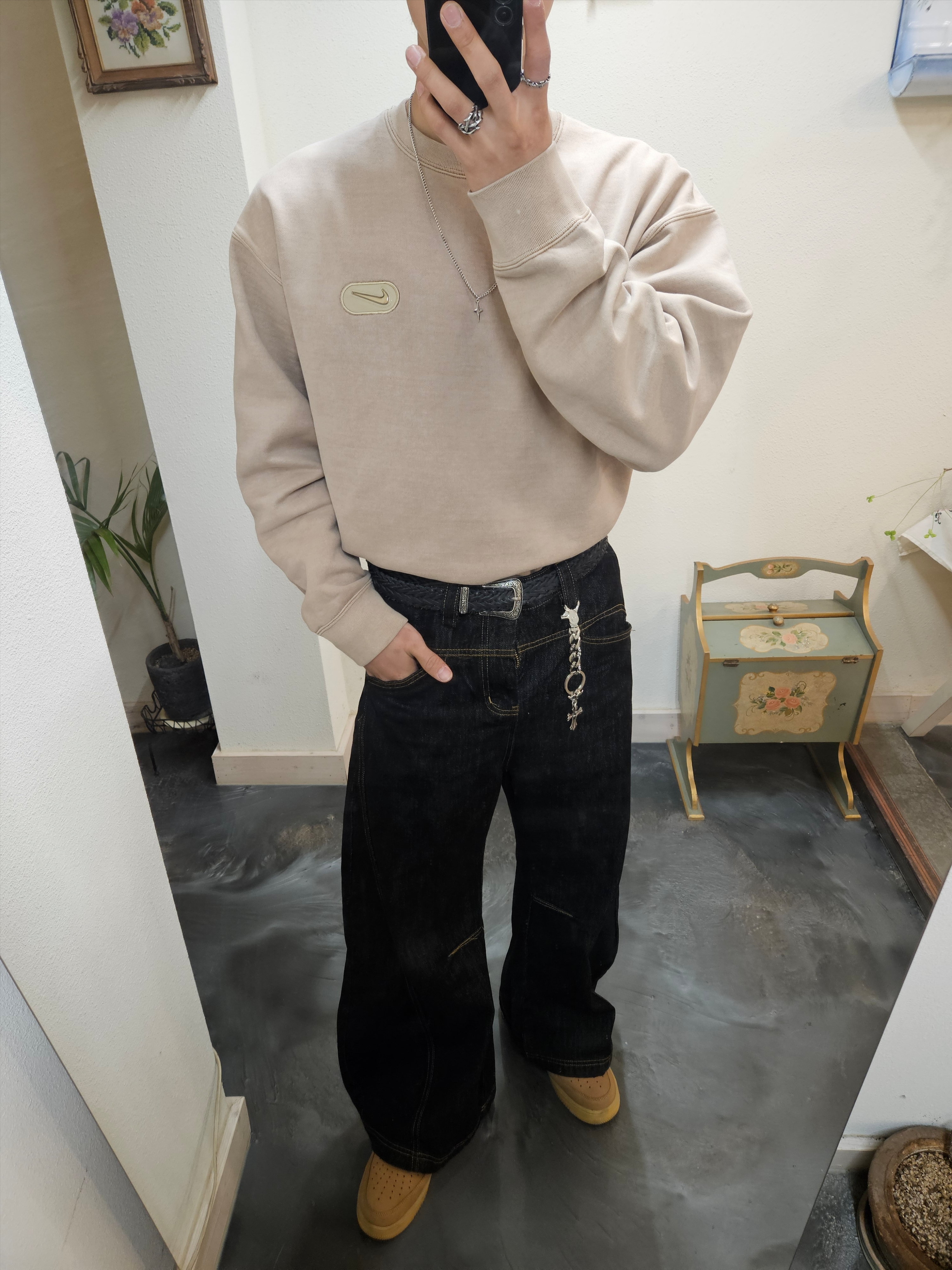 Nike Air Force 1 '07 WB Flax 착용 스타일 - 5