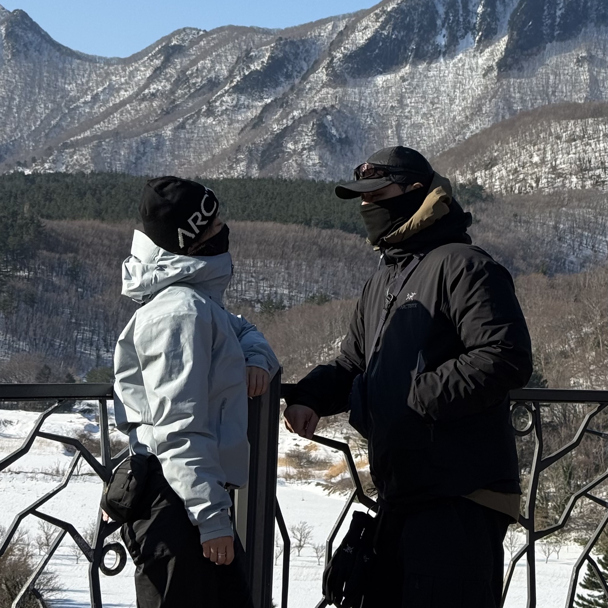 Arc'teryx Beta LT Jacket Lucent, Arc'teryx Word Head Toque Orca 착용 스타일