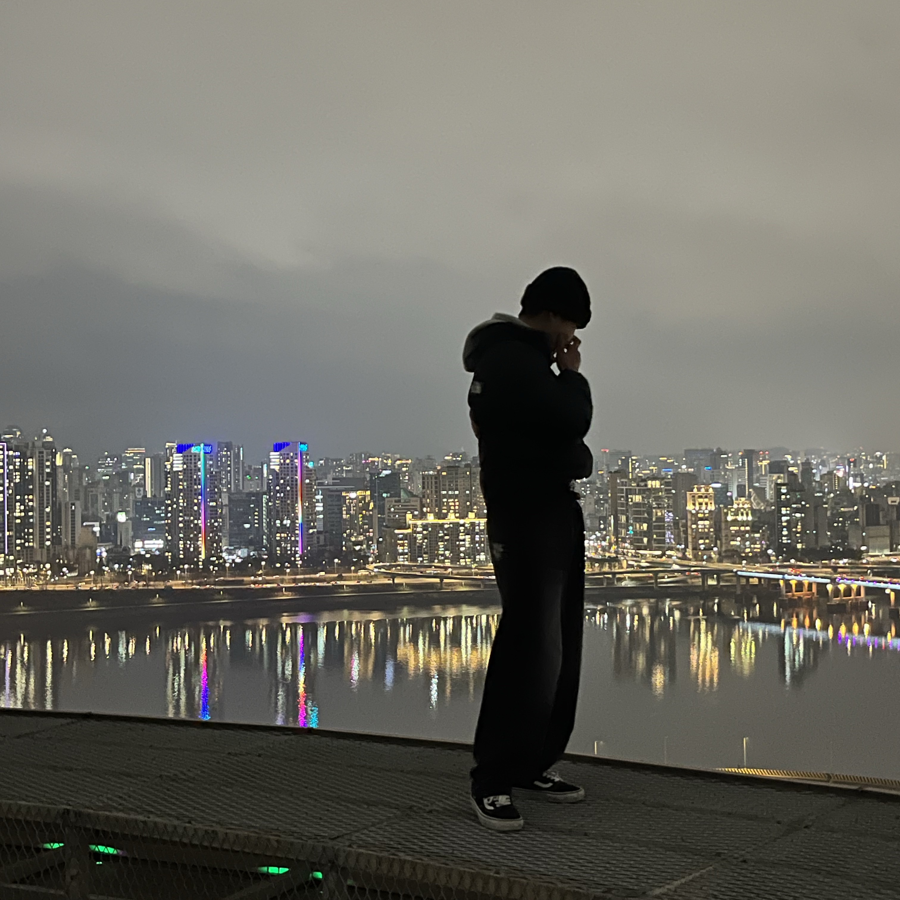 Vans x Yusuke Hanai Beanie Black, The North Face 1996 Eco Nuptse Jacket Black 착용 스타일