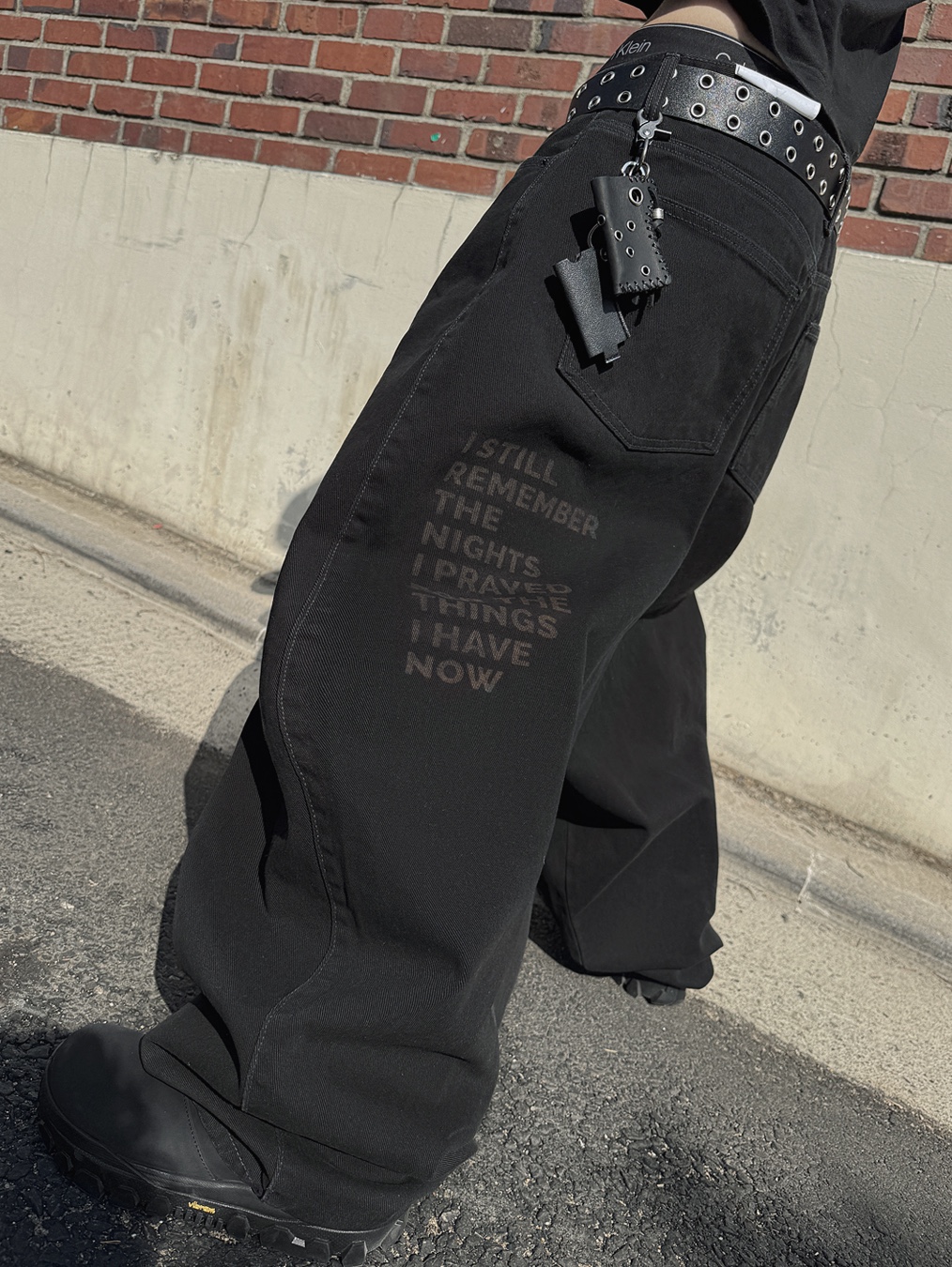 Mischief Rhombus Ball Cap Black 착용 스타일 - 4