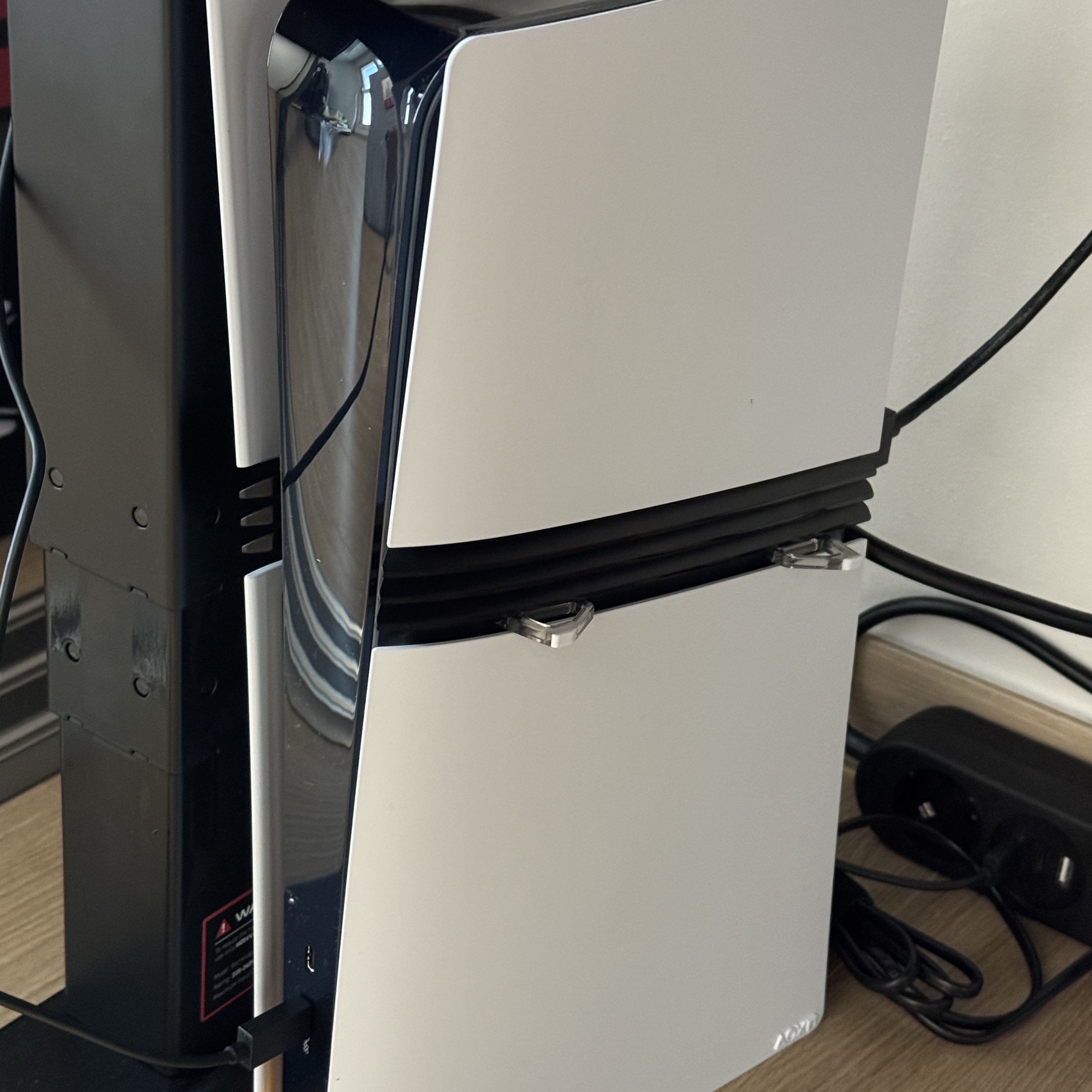 [7% 적립] PlayStation 5 Pro - 2TB 착용 스타일