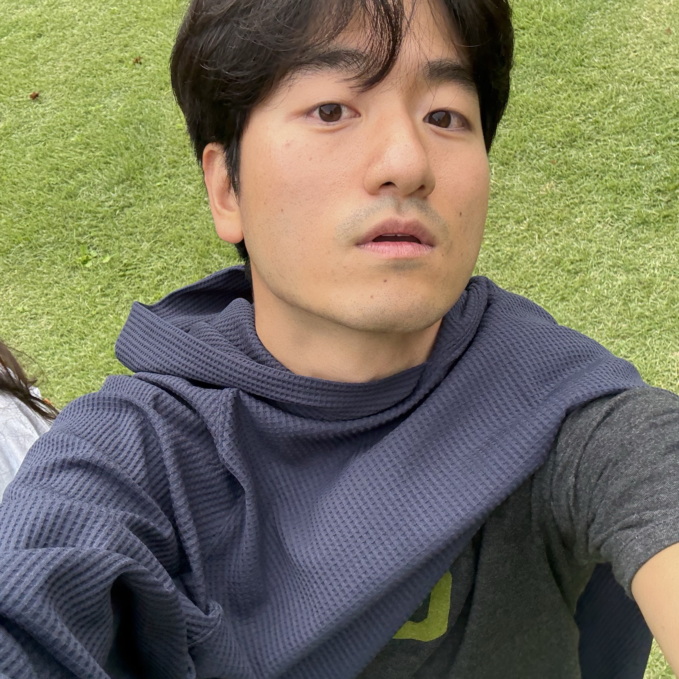 Collect Pieces Go Bold T-Shirt Charcoal 착용 스타일