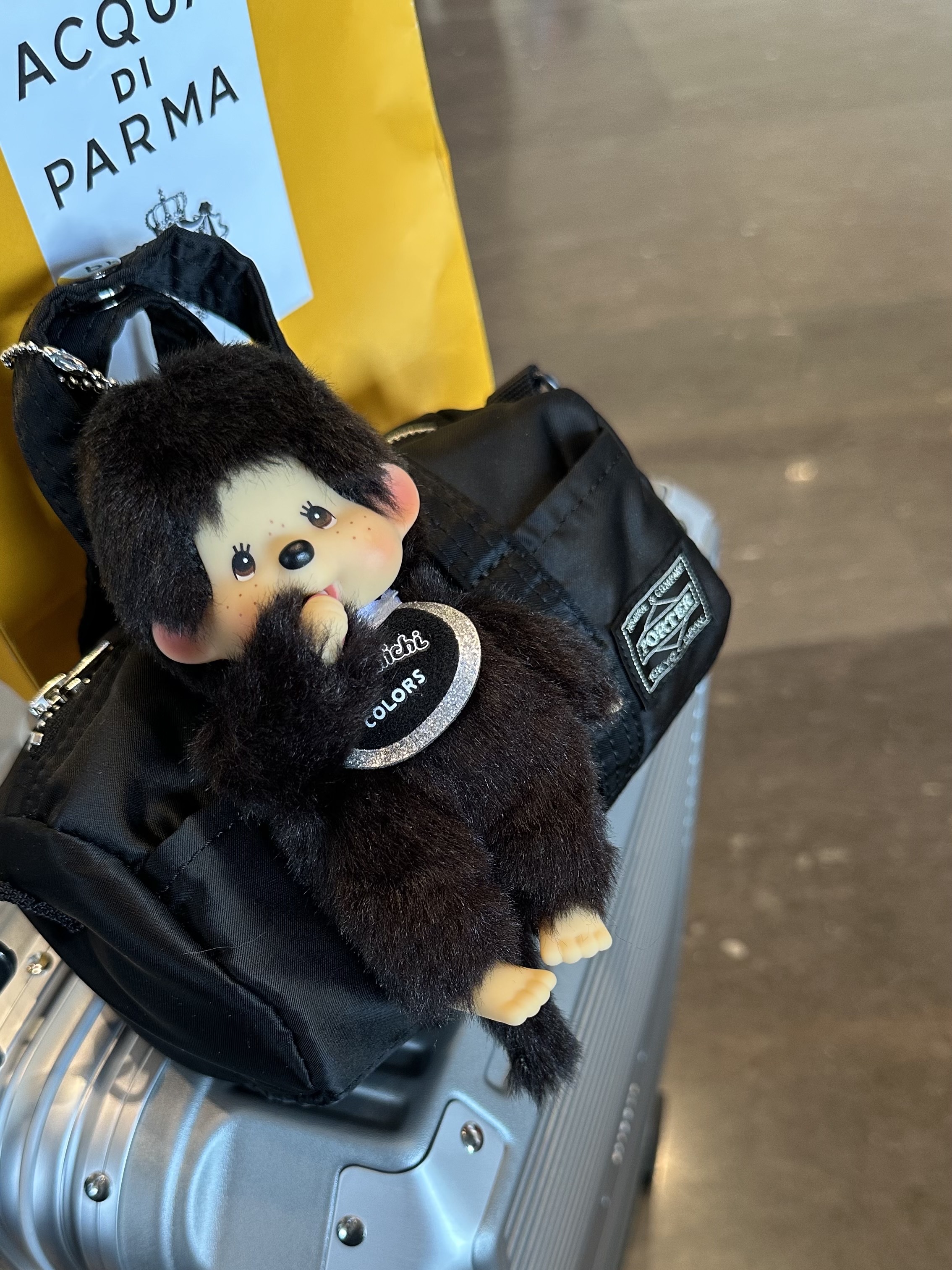 Monchhichi Colors Key Chain Black, Porter Howl Boston Bag Mini Black 착용 스타일