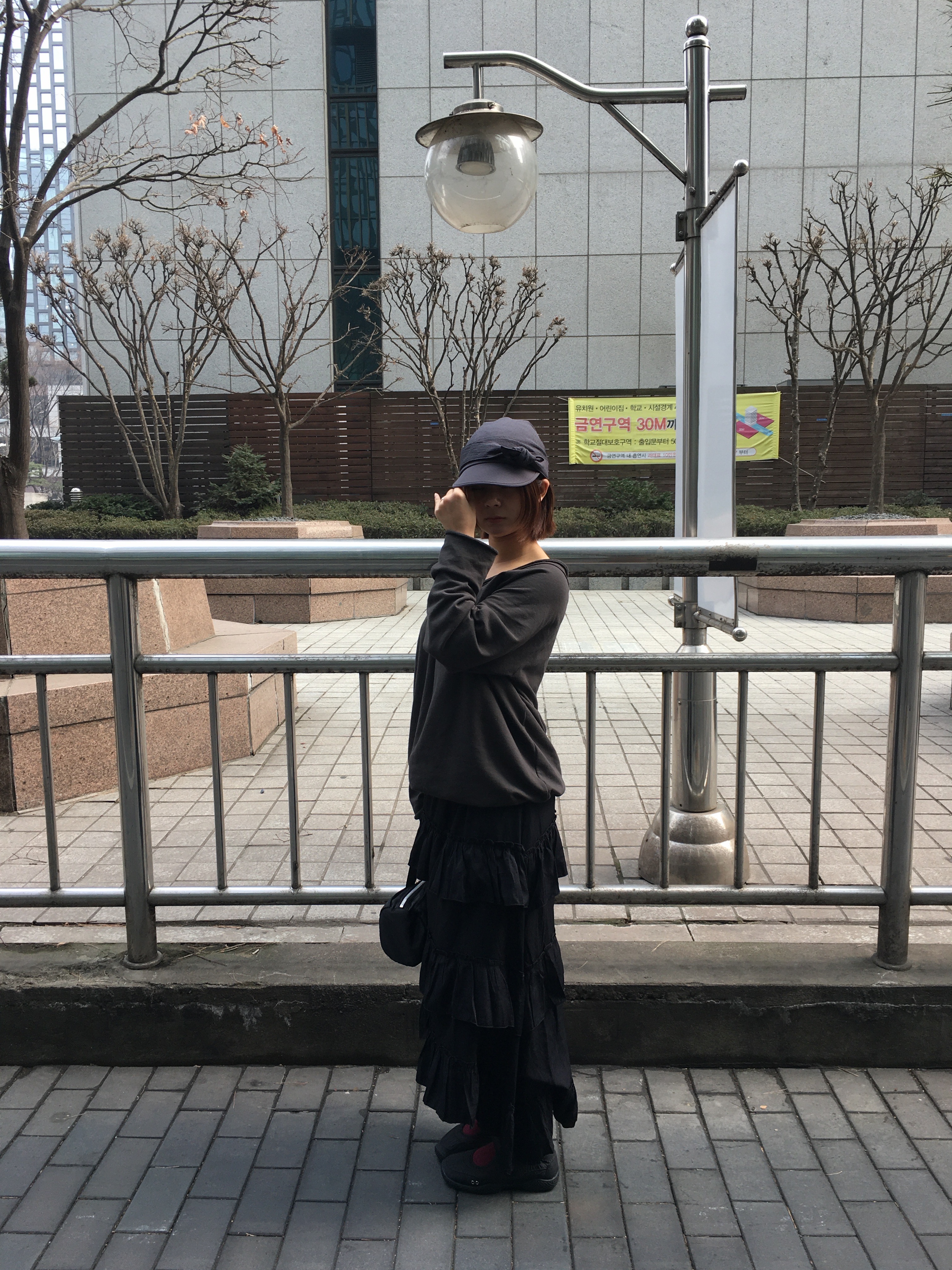 COYSEIO Ribbon Tie Cap Charcoal, Porter Tanker Duffle Bag S Black 착용 스타일 - 2