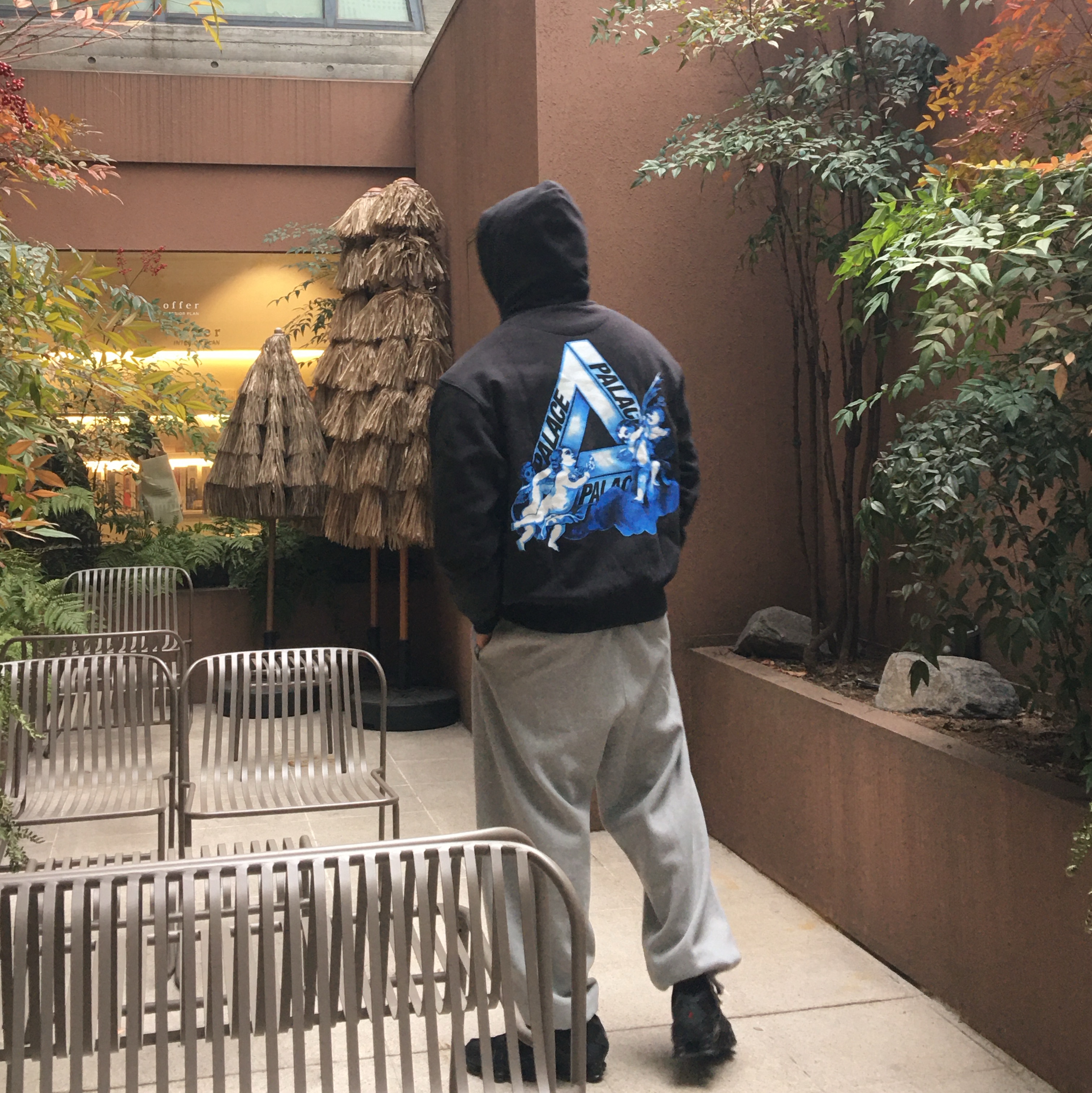 Palace Tri-Angelic Ho STYLE | KREAM