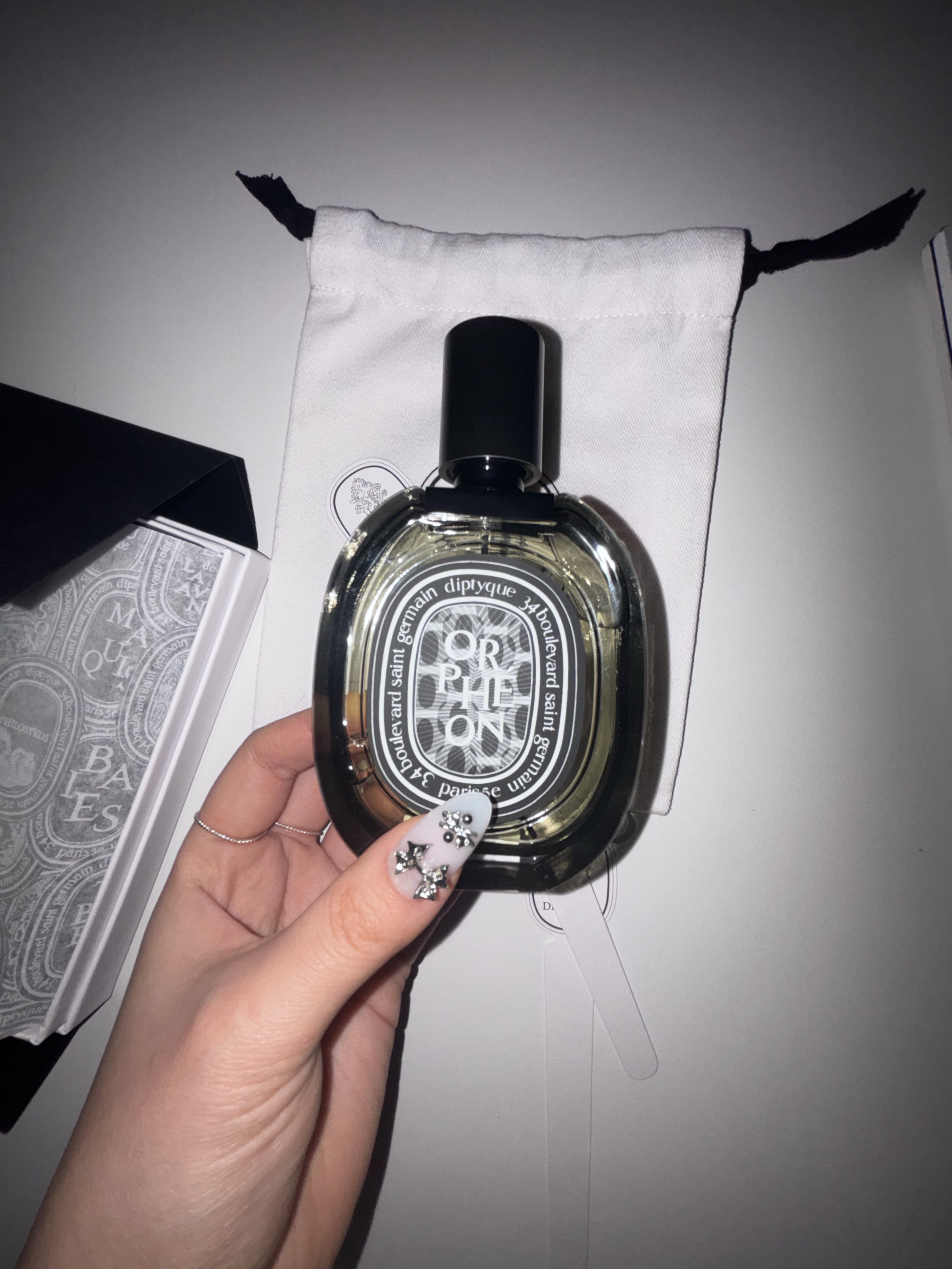Diptyque Orpheon Eau De Parfum 75ml 착용 스타일