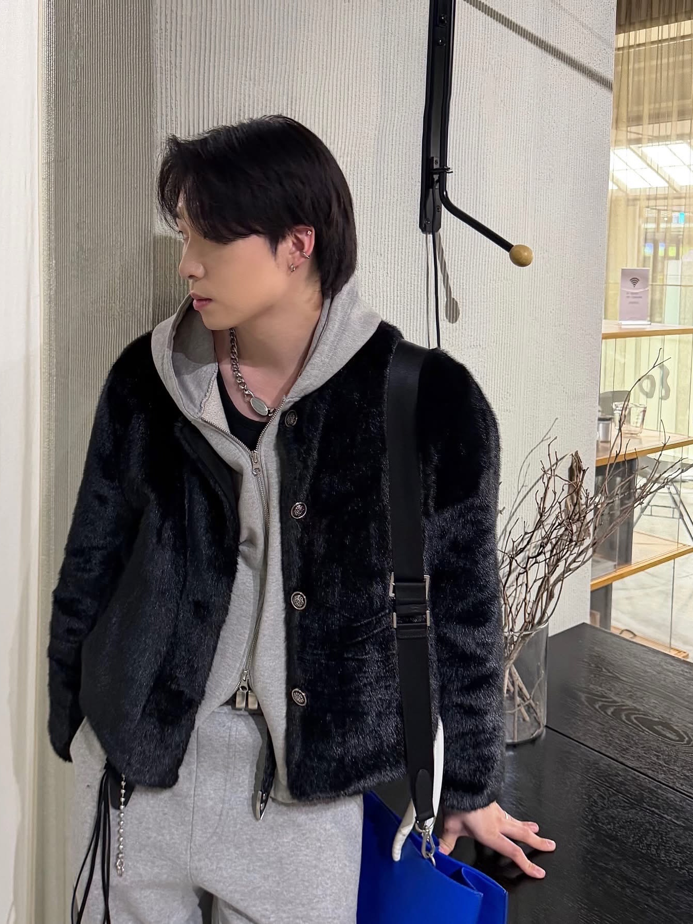 Ader Error Wide Blue Bag Blue, Diesel Dx1509 Stainless Steel Chain Necklace Silver 착용 스타일 - 3