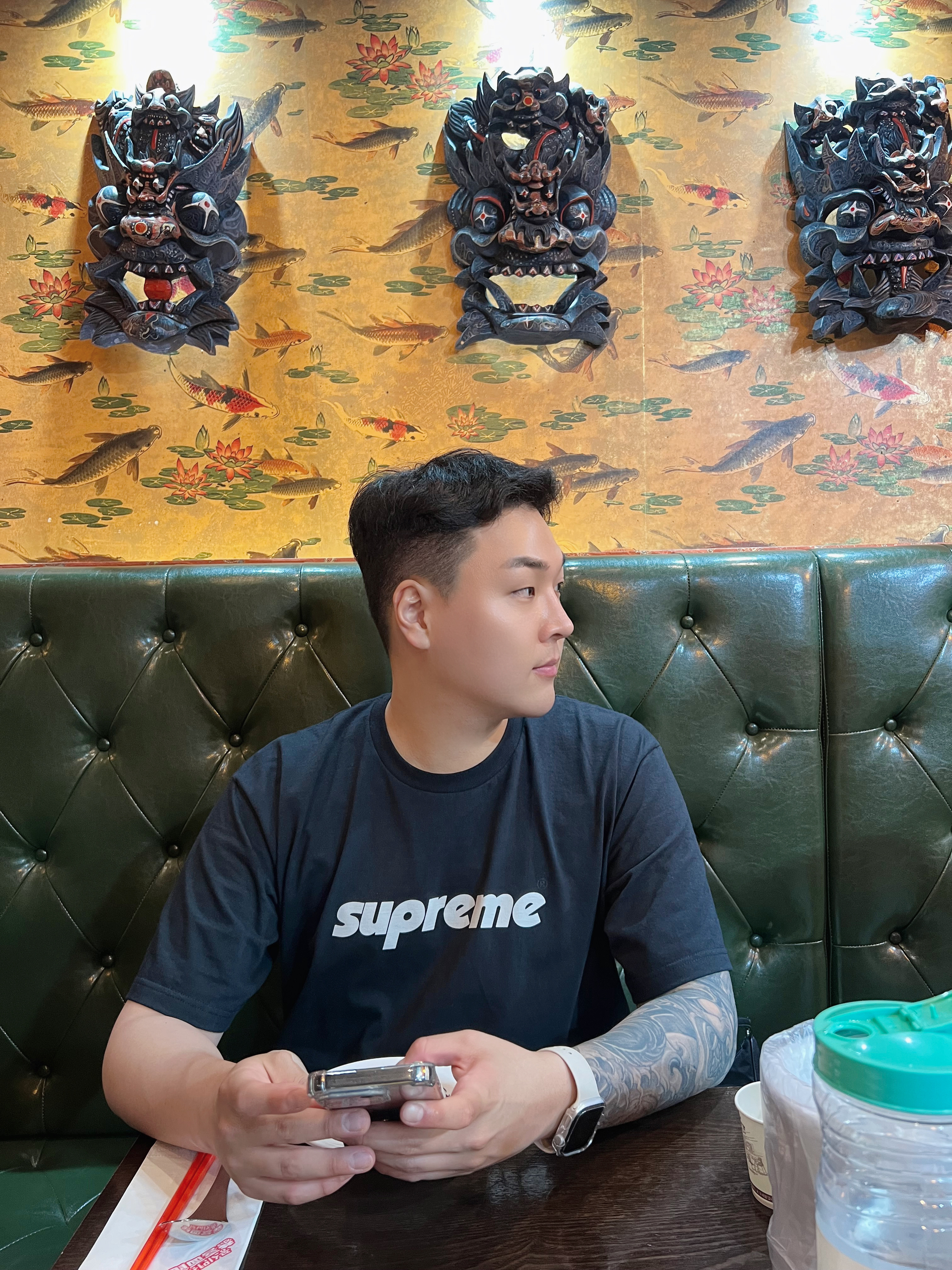 Supreme Pinline T-Shirt Black - 24SS, Supreme Stick T-Shirt White - 25FW 착용 스타일 - 2