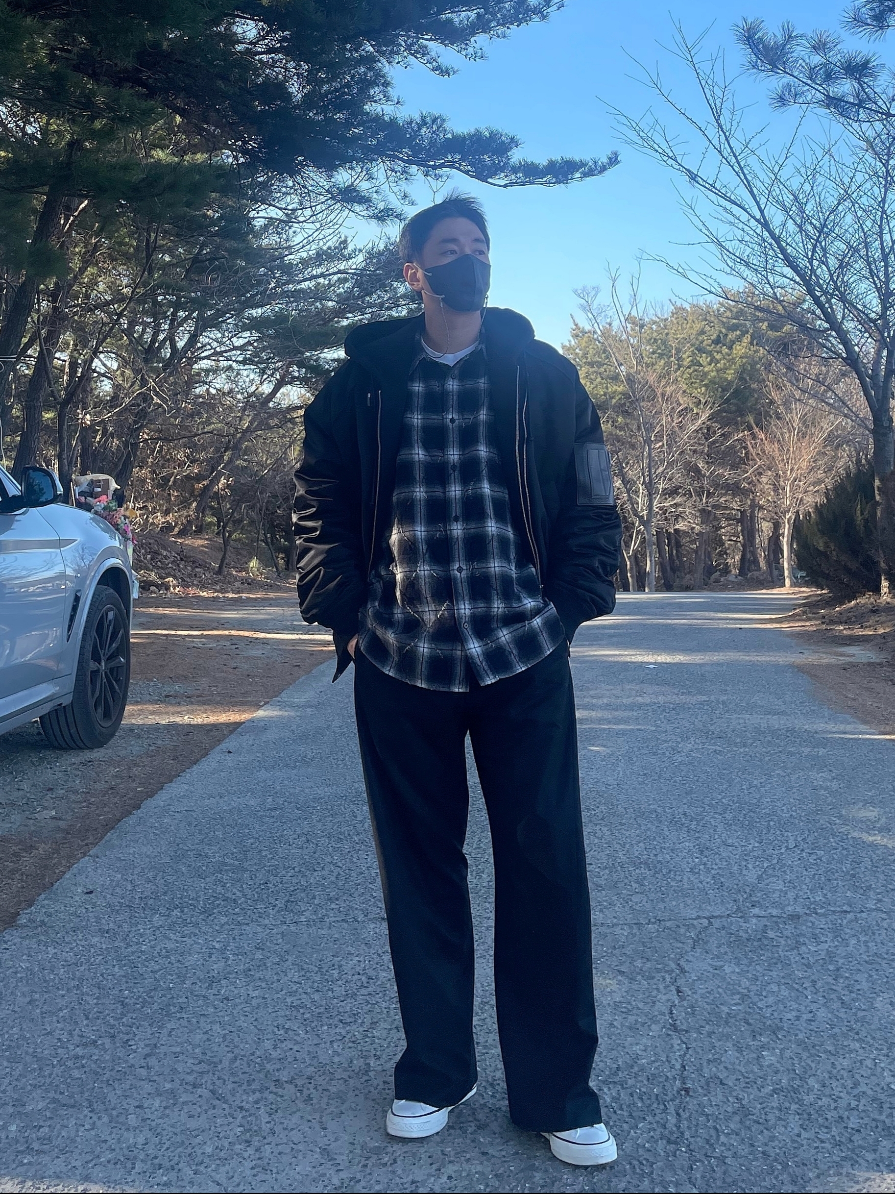 Juun.J Nylon Jersey Hooded Detachable MA-1 Jumper Black - 24FW, Juun.J Argyle Shirt Black - 25SS 착용 스타일
