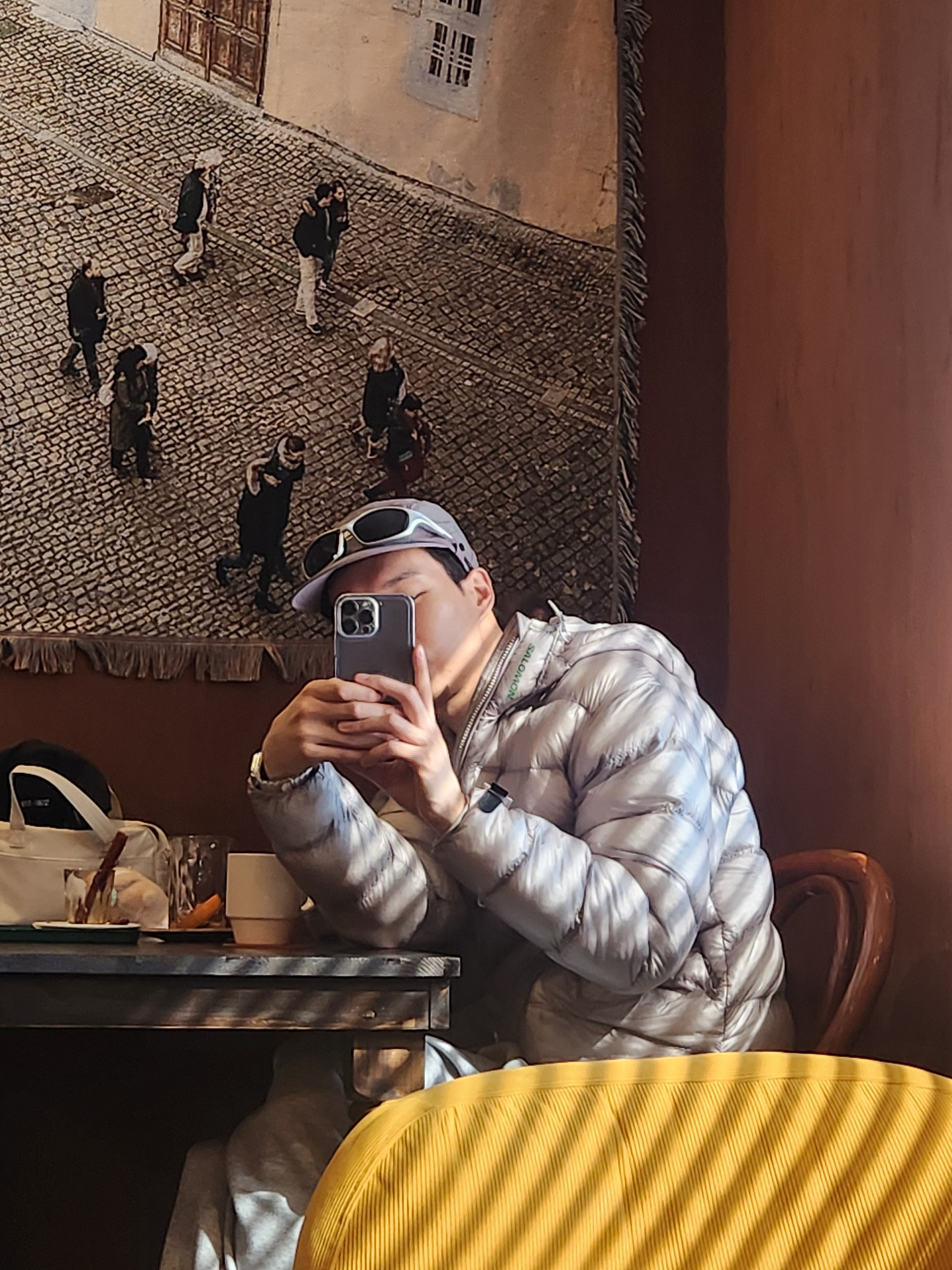 Salomon UNI Cross Insulation Jacket Light Grey 착용 스타일 - 1