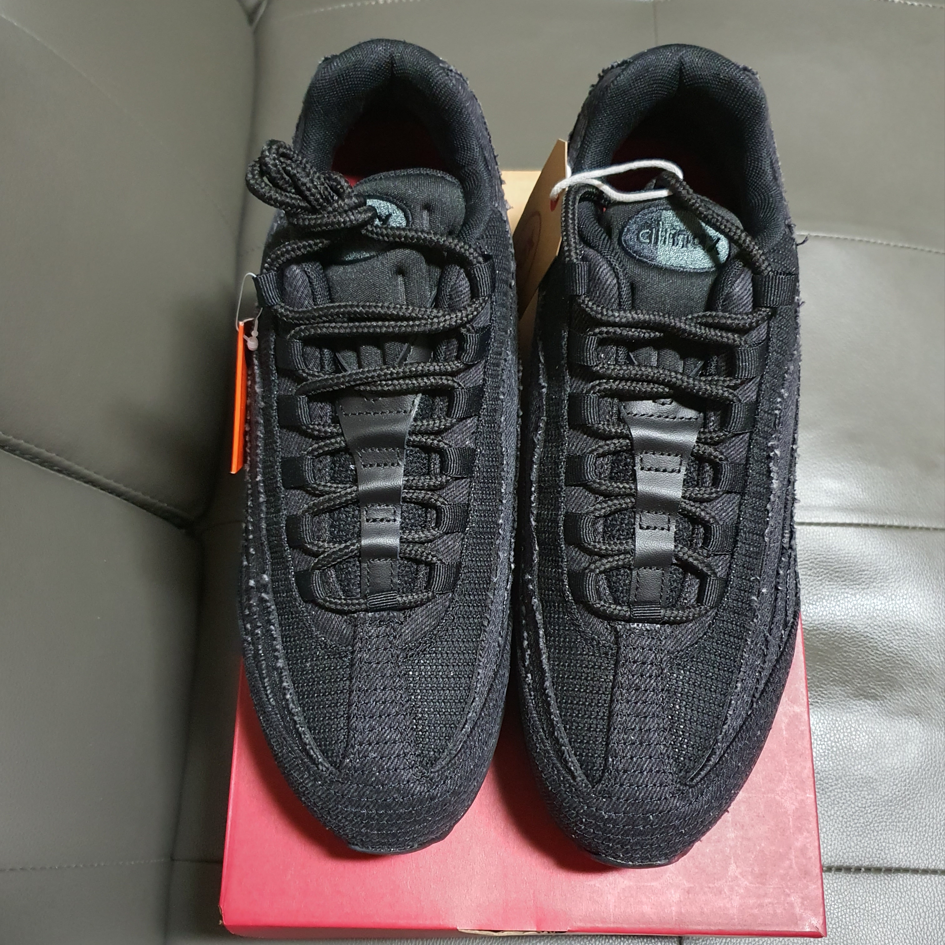Nike x Levi's Air Max 95 Black 착용 스타일