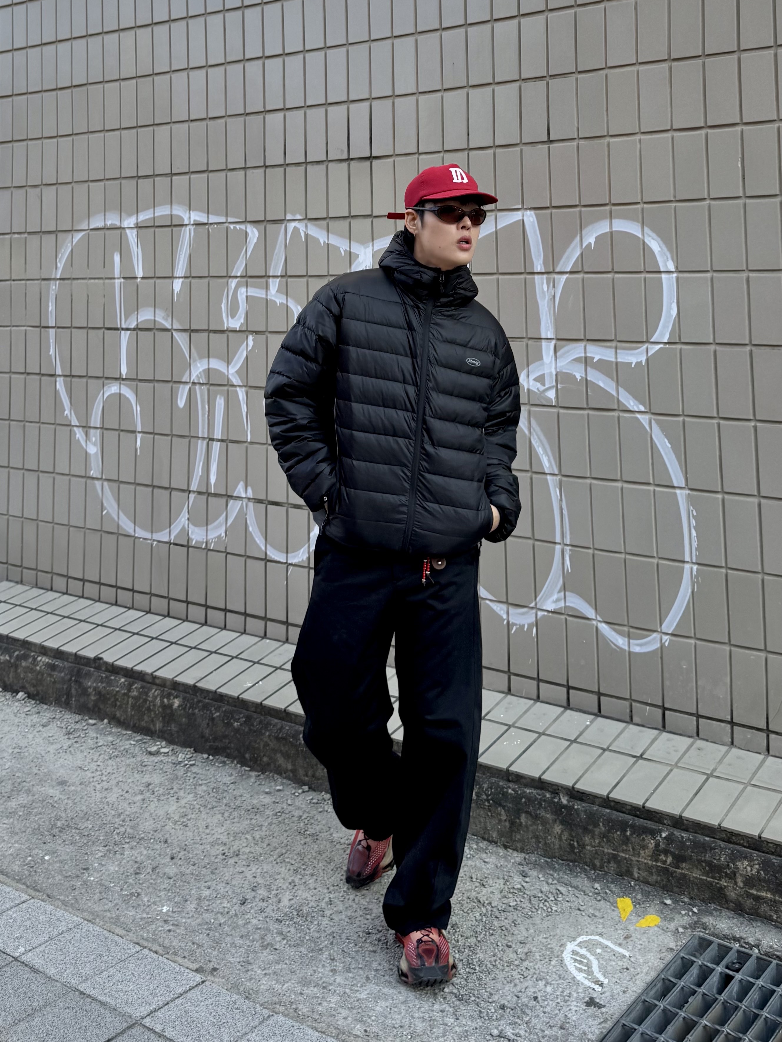 Oakley Eye Jacket Redux Latitude Collection Matte Olive Ink Frame Prizm Bronze Lenses High Bridge Fit, Nike x Matthew M Williams Zoom 004 Rust Factor 착용 스타일 - 1
