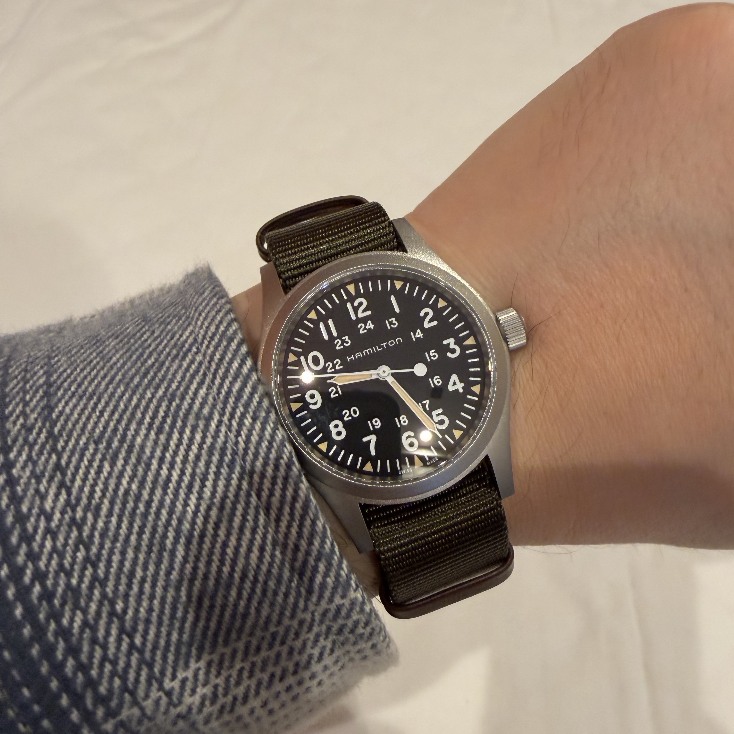 Hamilton Khaki Field Mechanical 38mm Nato Strap Green Black 착용 스타일 - 2
