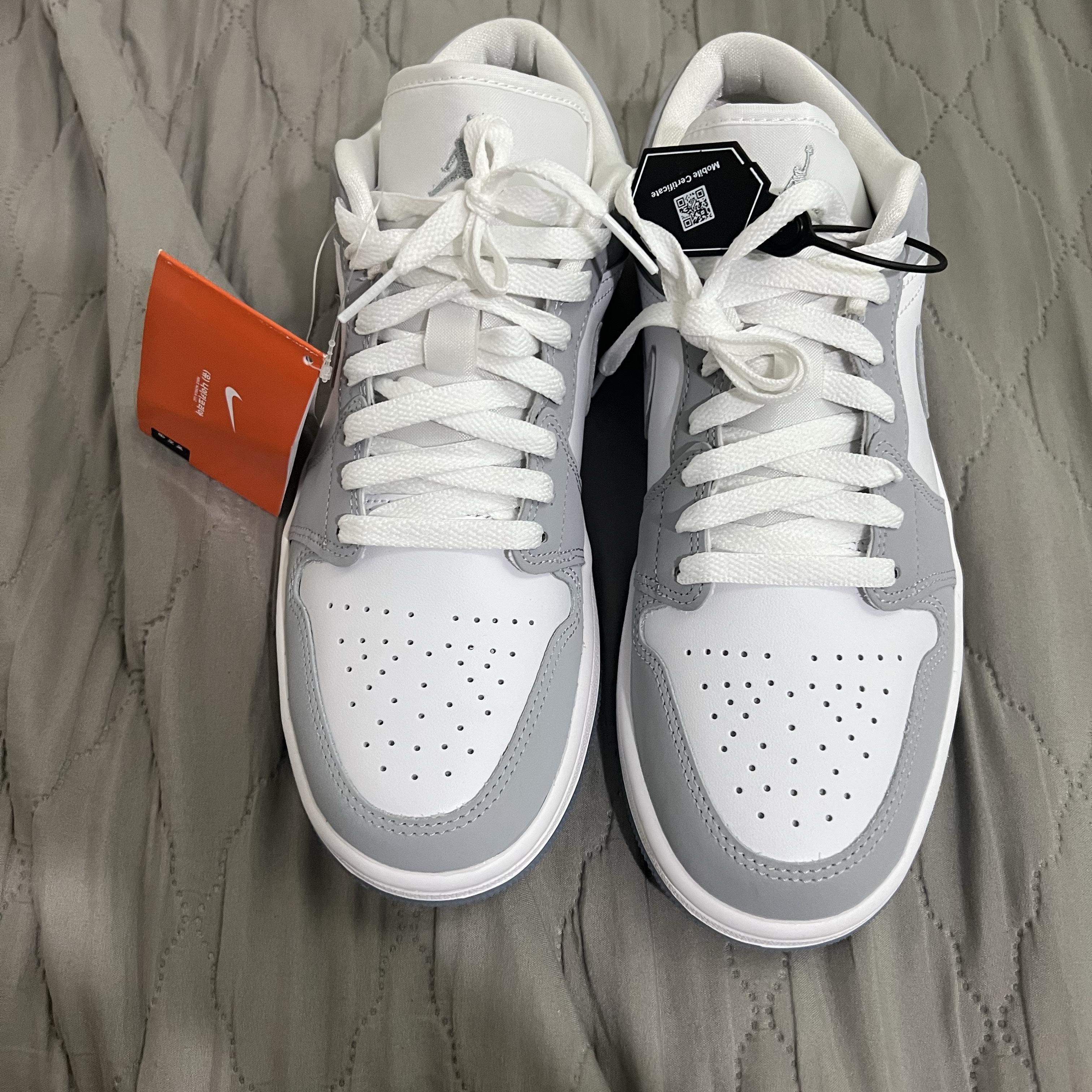 (W) Jordan 1 Low White Wolf Grey 착용 스타일
