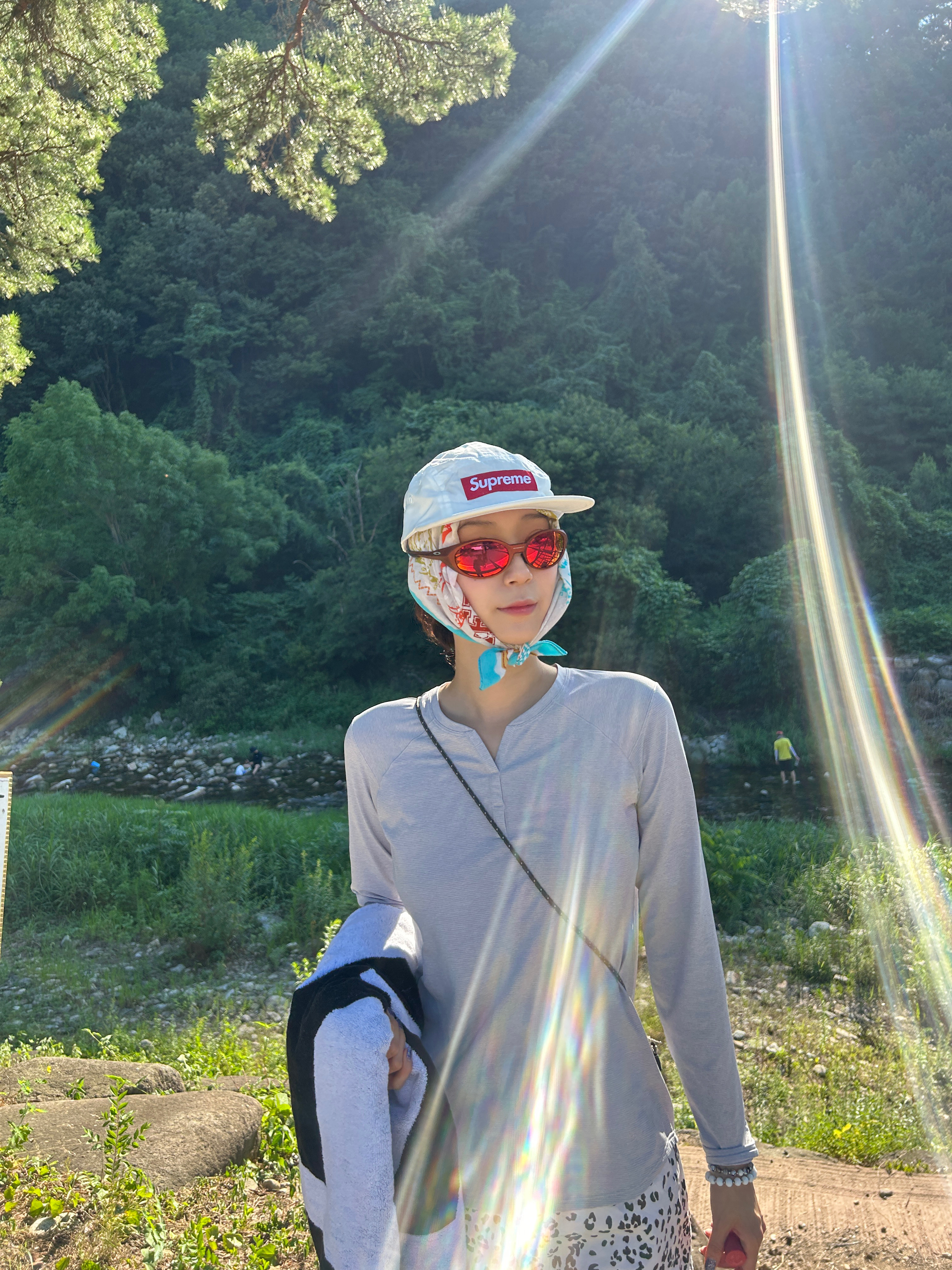 Supreme Waxed Ripstop Camp Cap White - 24FW 착용 스타일 - 1