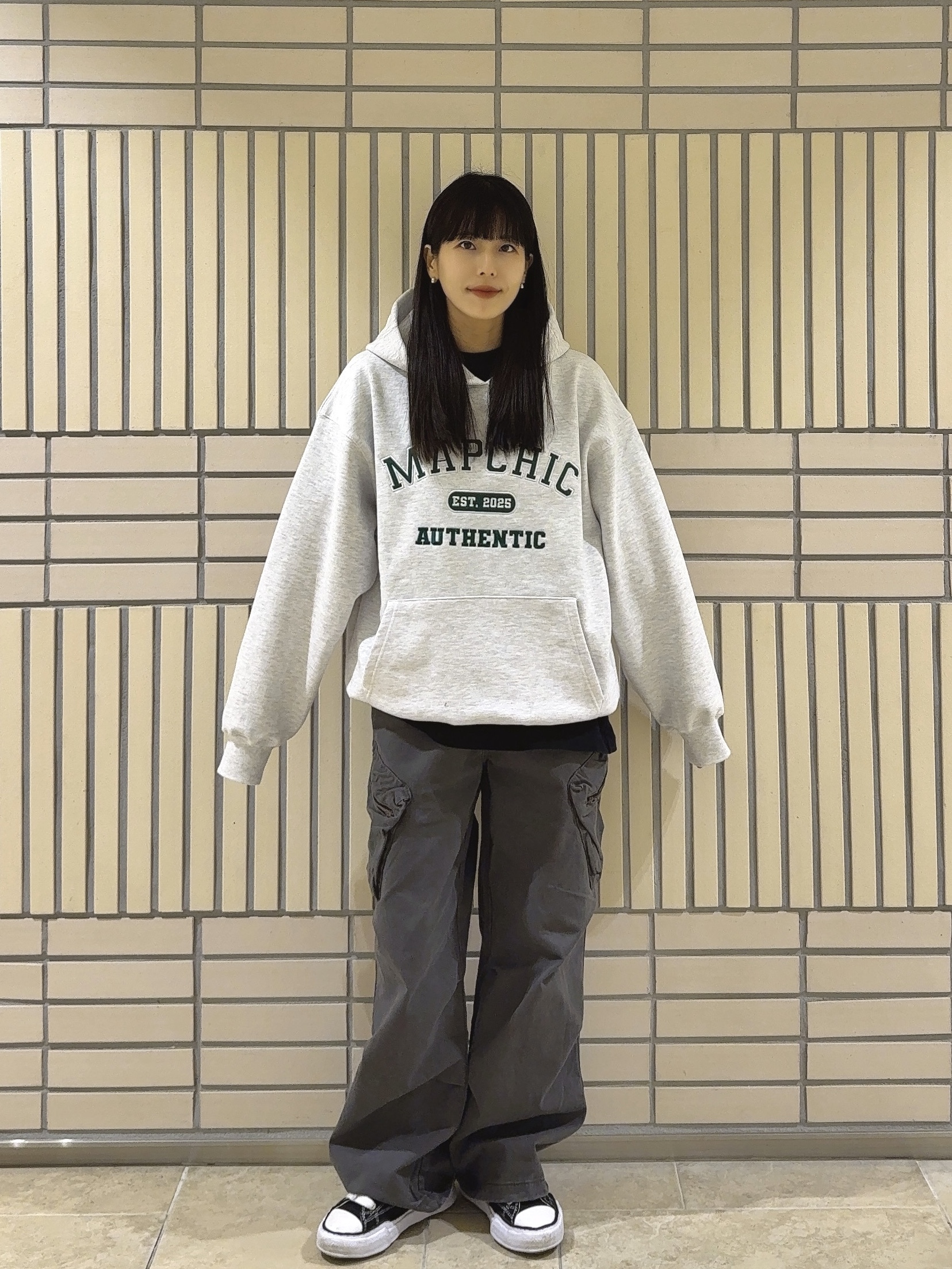 Maison Mihara Yasuhiro Peterson OG Sole Canvas Low Sneakers Black 착용 스타일 - 1