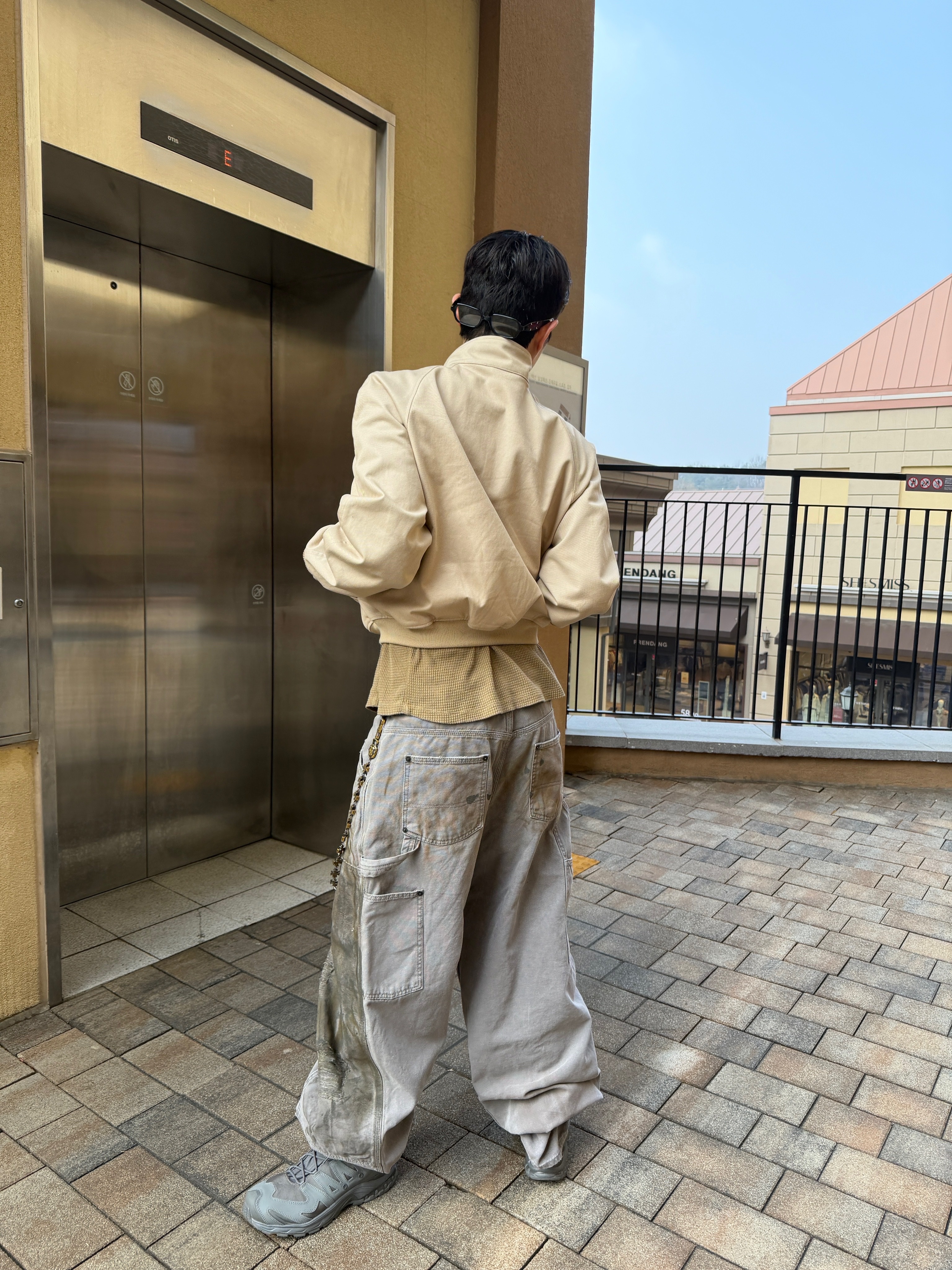 Undermycar Workers Distressed Dirty Painting Carpenter Gray - 25SS, Undermycar Cross Of Iron 23 Link Chain Antique Gold - 25SS 착용 스타일 - 1
