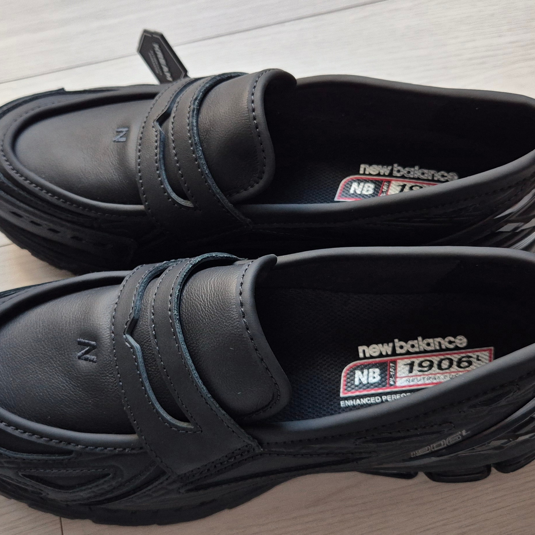 New Balance 1906L Black 착용 스타일 - 1