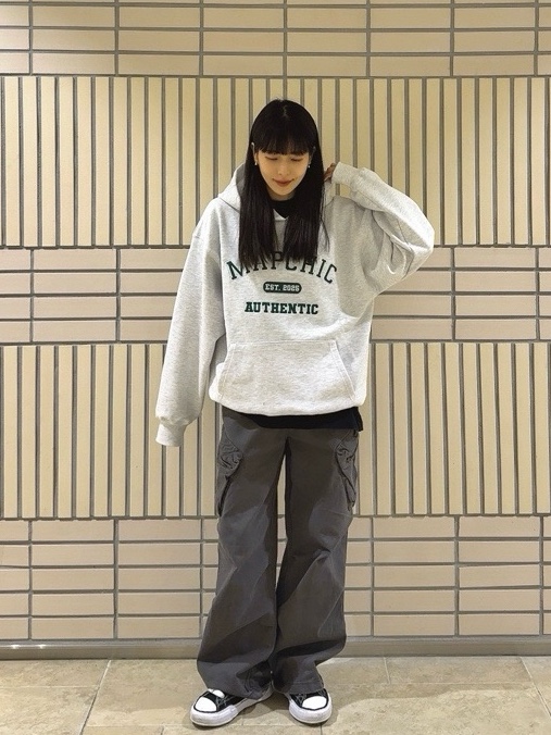 Maison Mihara Yasuhiro Peterson OG Sole Canvas Low Sneakers Black 착용 스타일 - 3