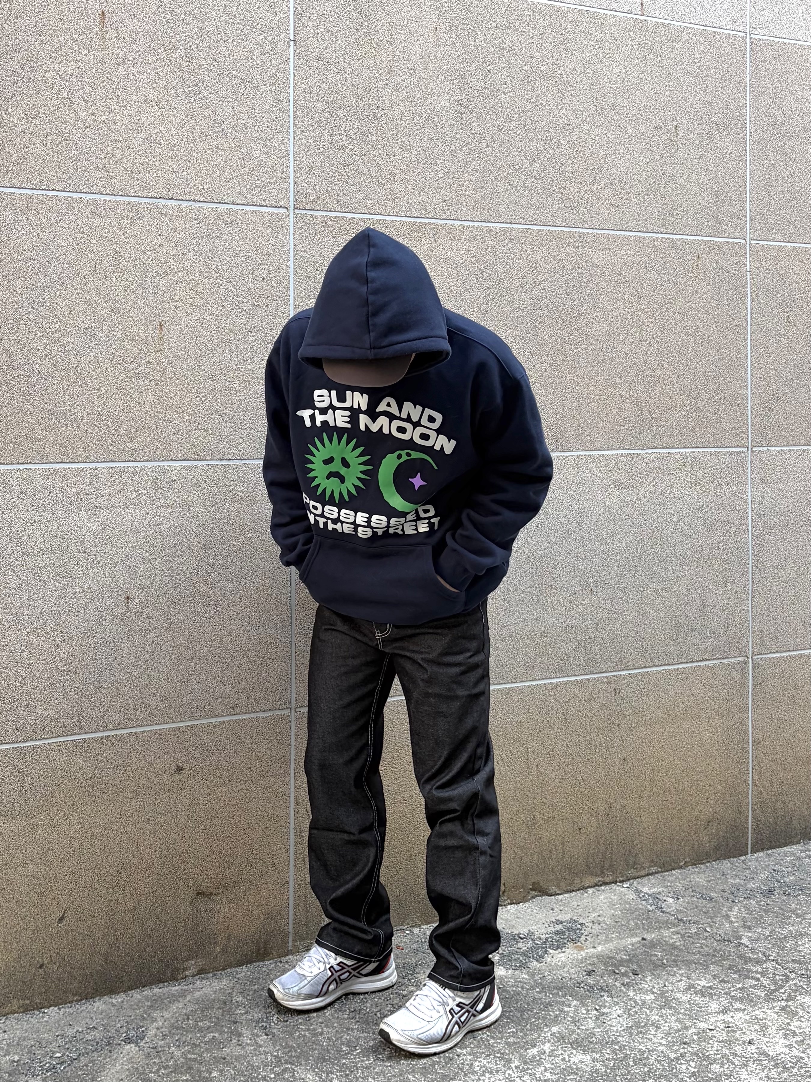 POTS All Day Hoodie Navy 착용 스타일 - 3