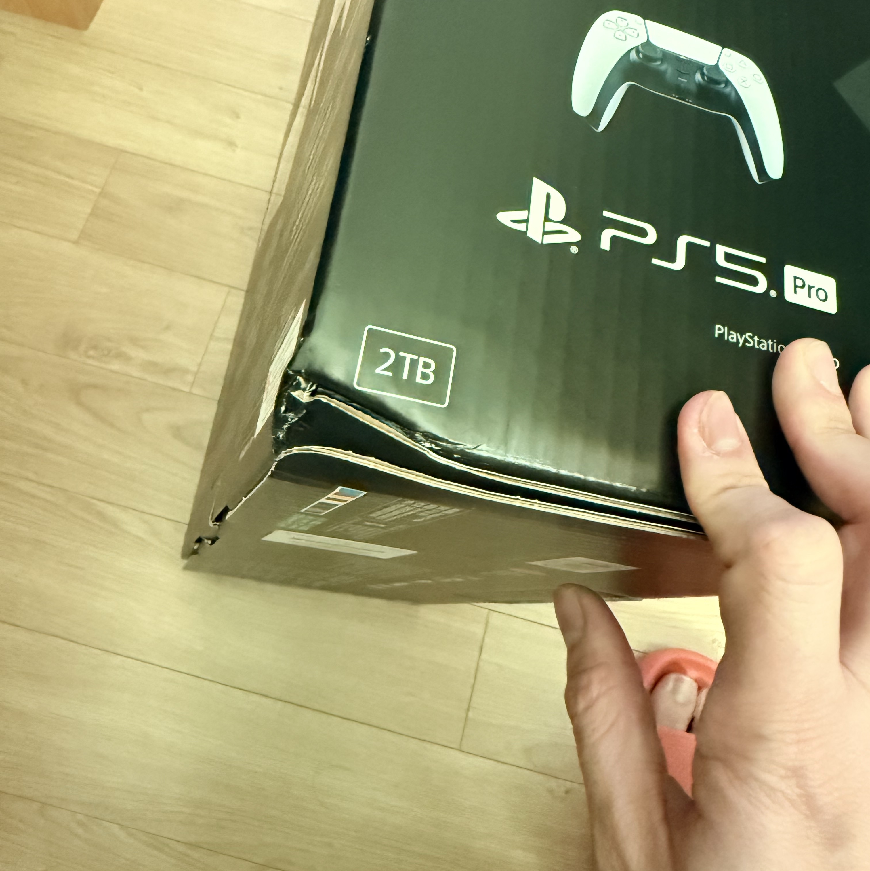 [7% 적립] PlayStation 5 Pro - 2TB 착용 스타일 - 1