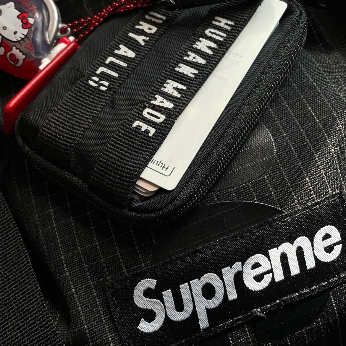 Human Made Military Card Case Black, Supreme Backpack Black - 24SS 착용 스타일