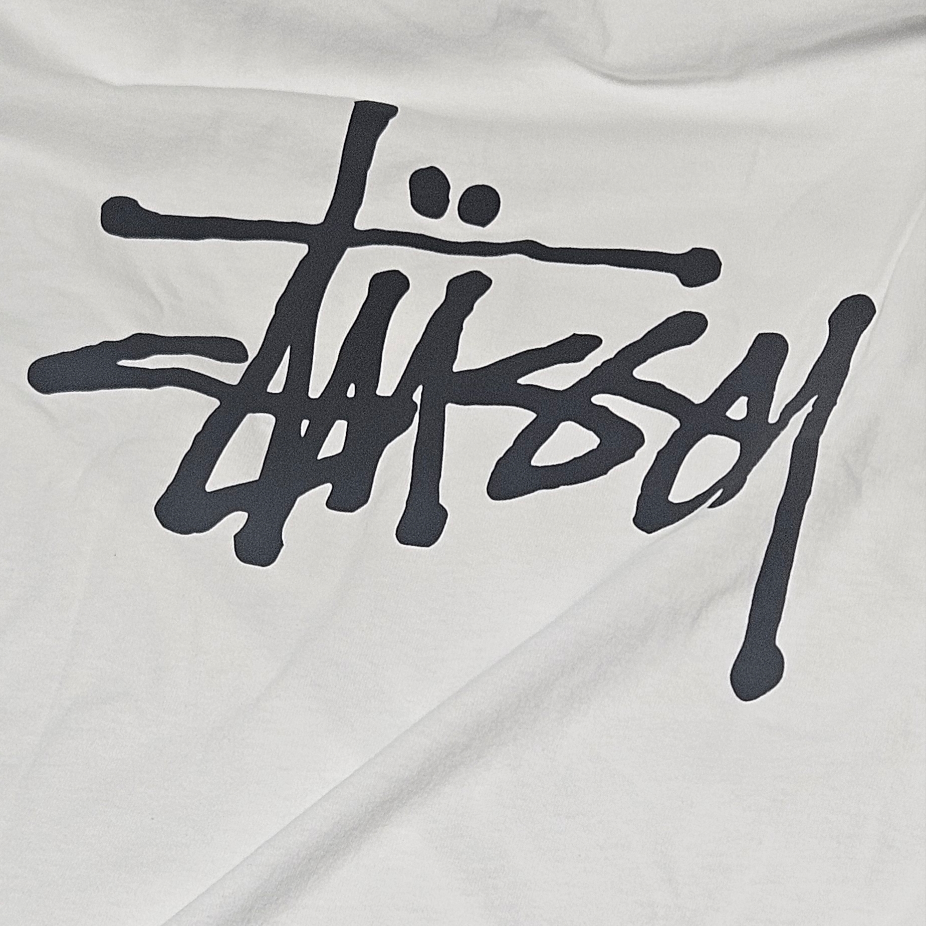 Stussy Basic Stussy LS T-Shirt White 착용 스타일 - 1