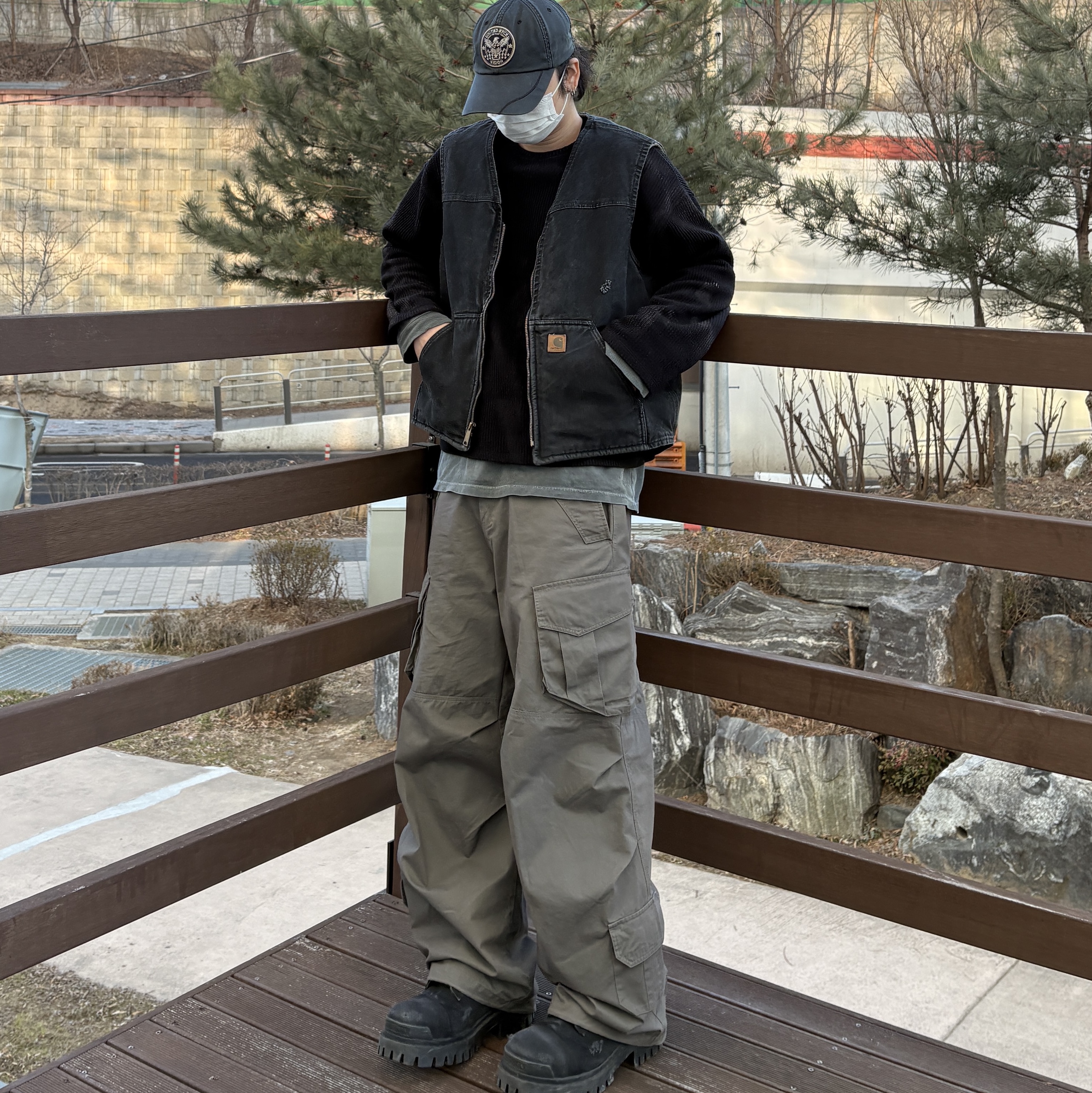 Flavorism VTG Washed Cargo Pants Washed Olive Gray, Flavorism VTG Washed Cargo Pants Black 착용 스타일