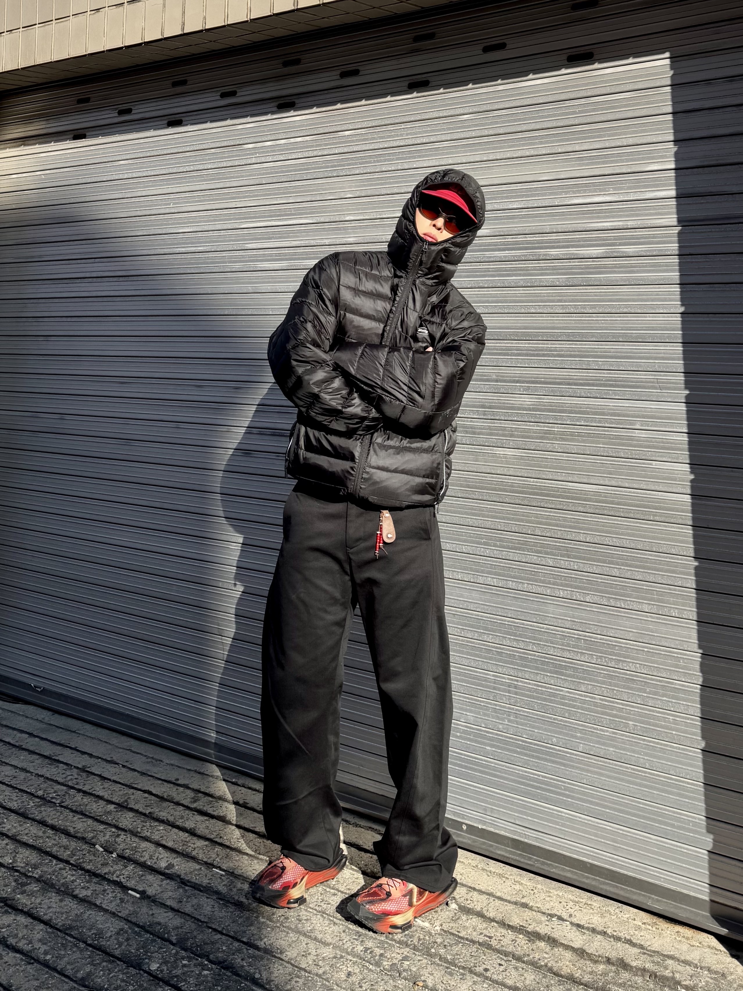 Oakley Eye Jacket Redux Latitude Collection Matte Olive Ink Frame Prizm Bronze Lenses High Bridge Fit, Nike x Matthew M Williams Zoom 004 Rust Factor 착용 스타일 - 2