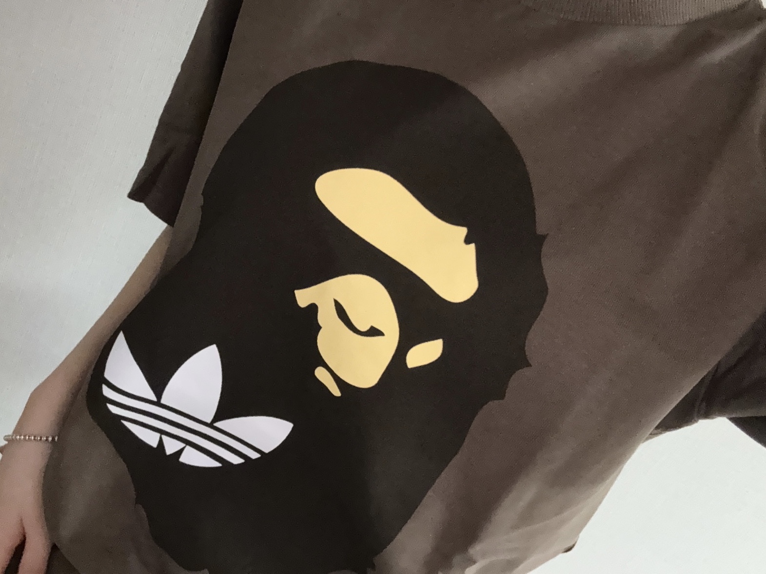 Adidas x BAPE Short Sleeve T-Shirt Earth Strata - KR Sizing, Adidas x BAPE Jacquard Pants Black - KR Sizing 착용 스타일 - 1