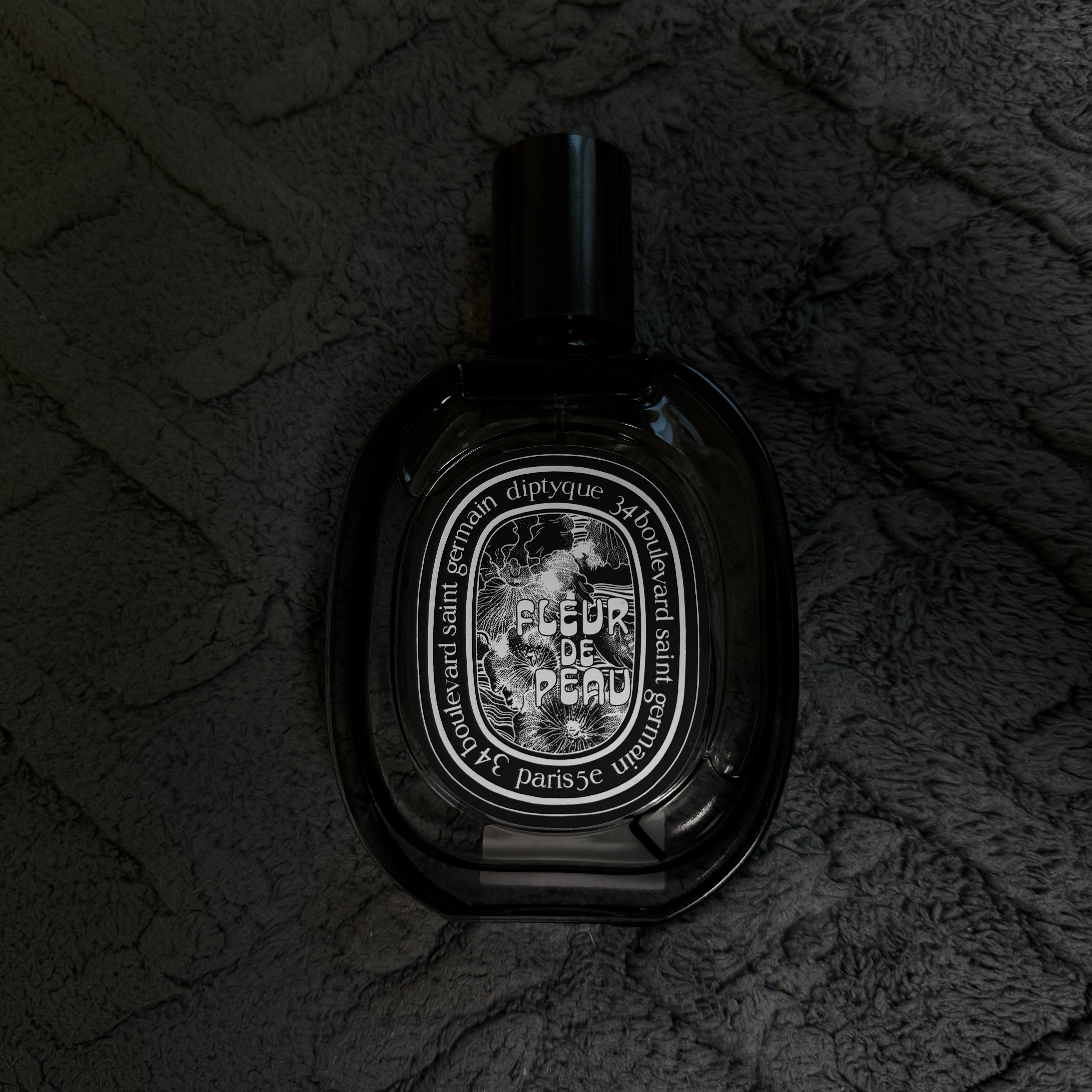 Diptyque Fleur De Peau Eau De Parfum 75ml 착용 스타일
