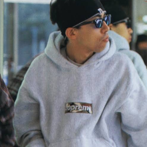 Supreme Box Logo Hooded Sweatshirt Ash Grey - 23FW 착용 스타일 - 2