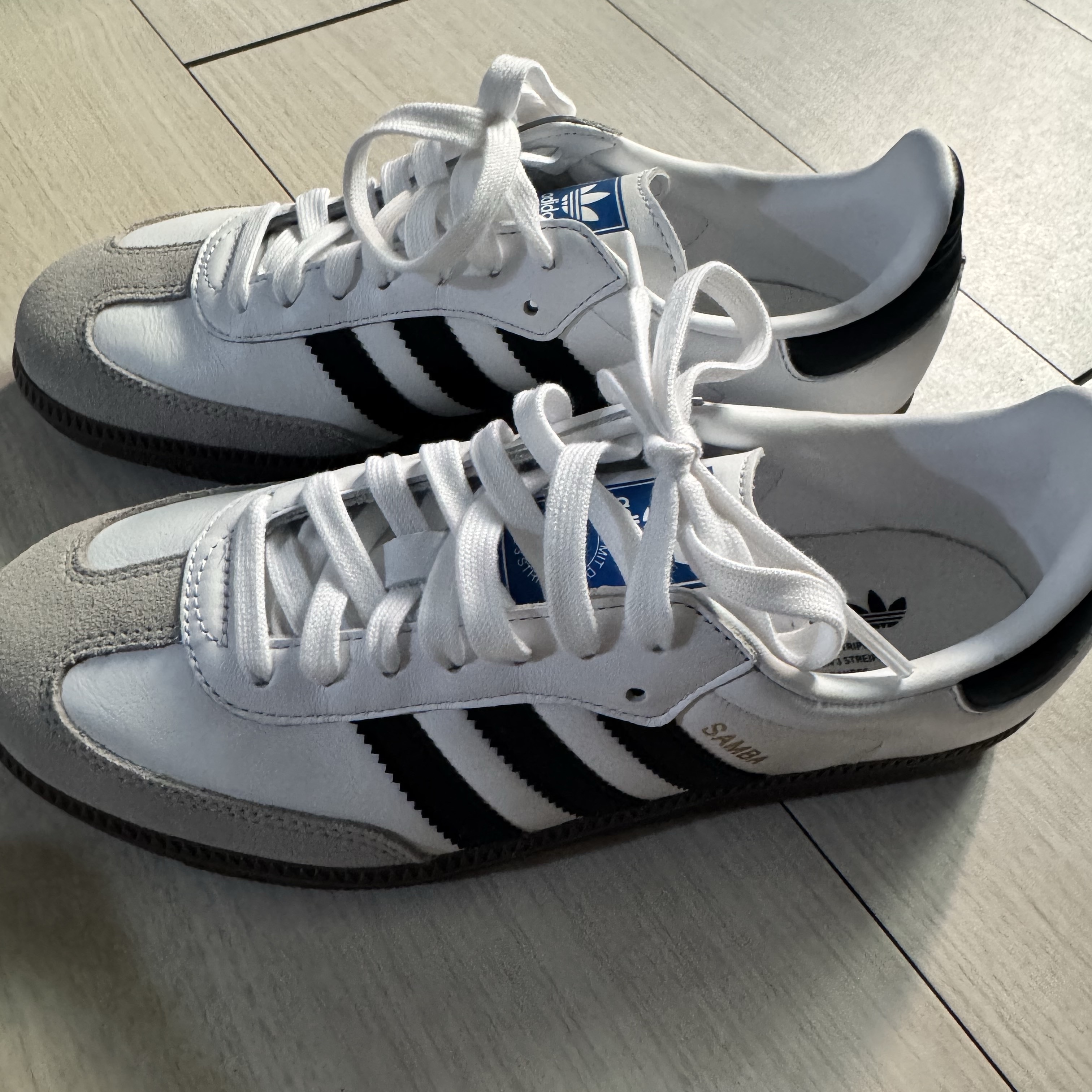 Adidas Samba OG Cloud White 착용 스타일