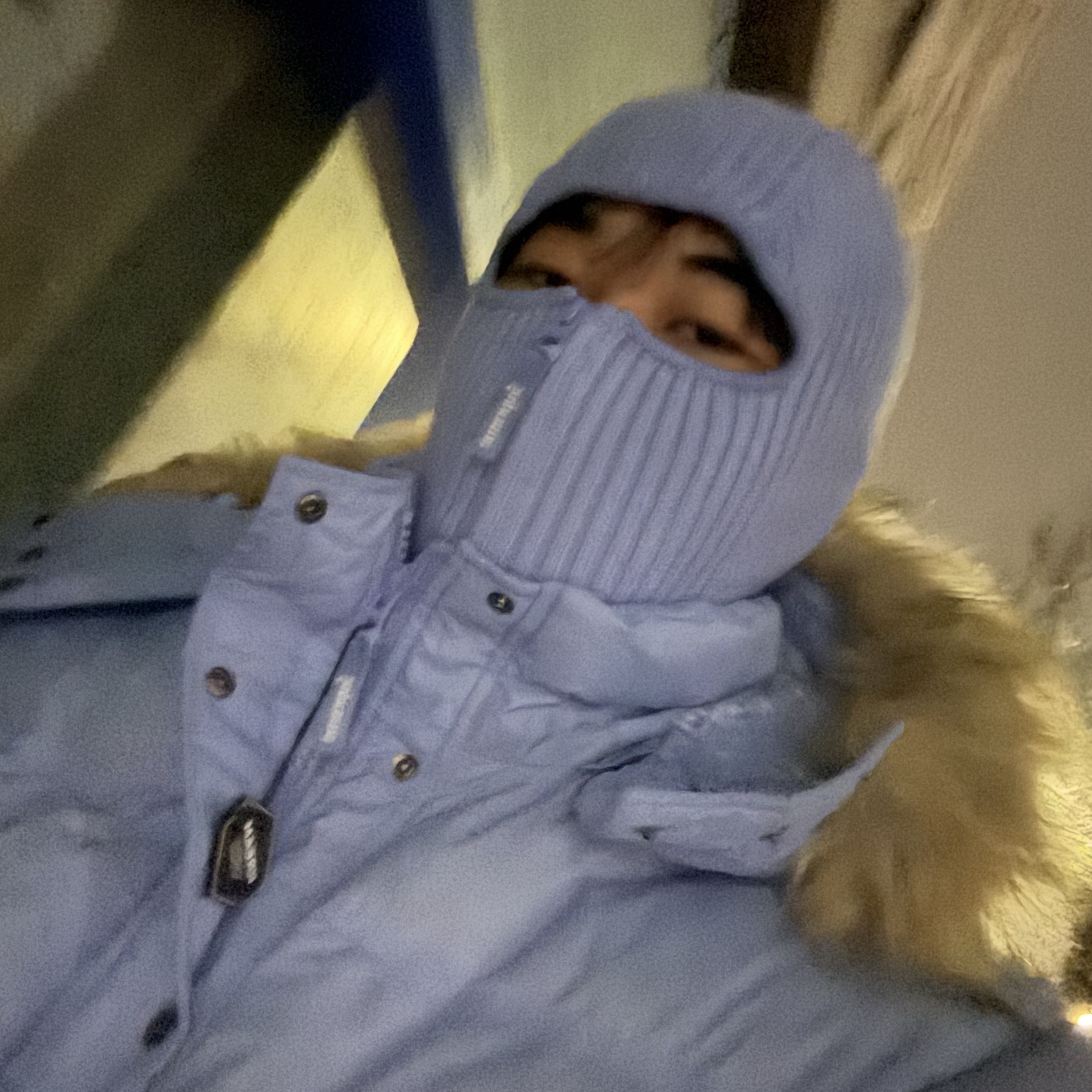 Supreme Facemask 700-Fill Down Puffer Jacket Light Blue - 25FW 착용 스타일 - 1