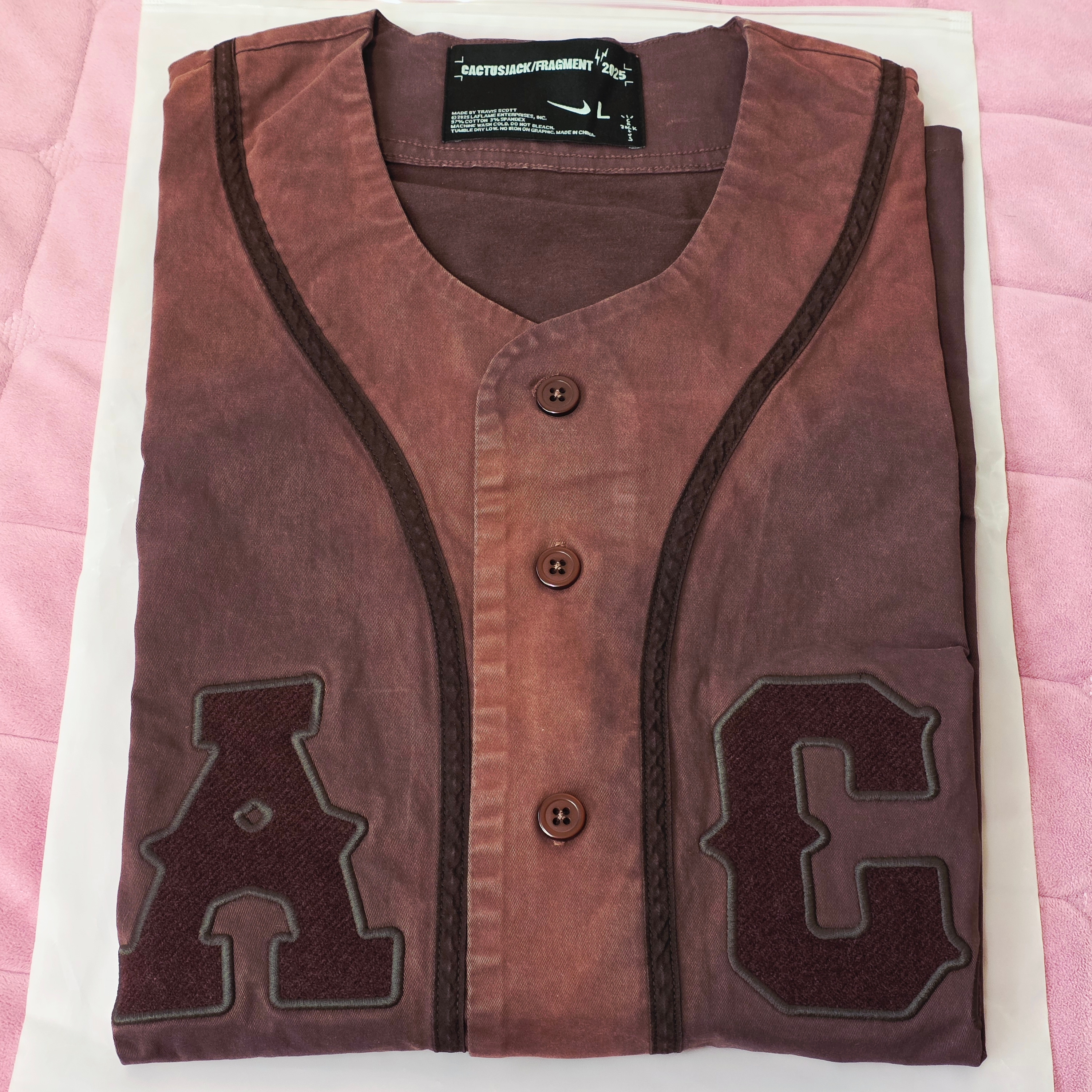 Travis Scott Cactus Jack x Fragment x Nike Tokyo Jack Retro Baseball Jersey Brown 착용 스타일 - 3