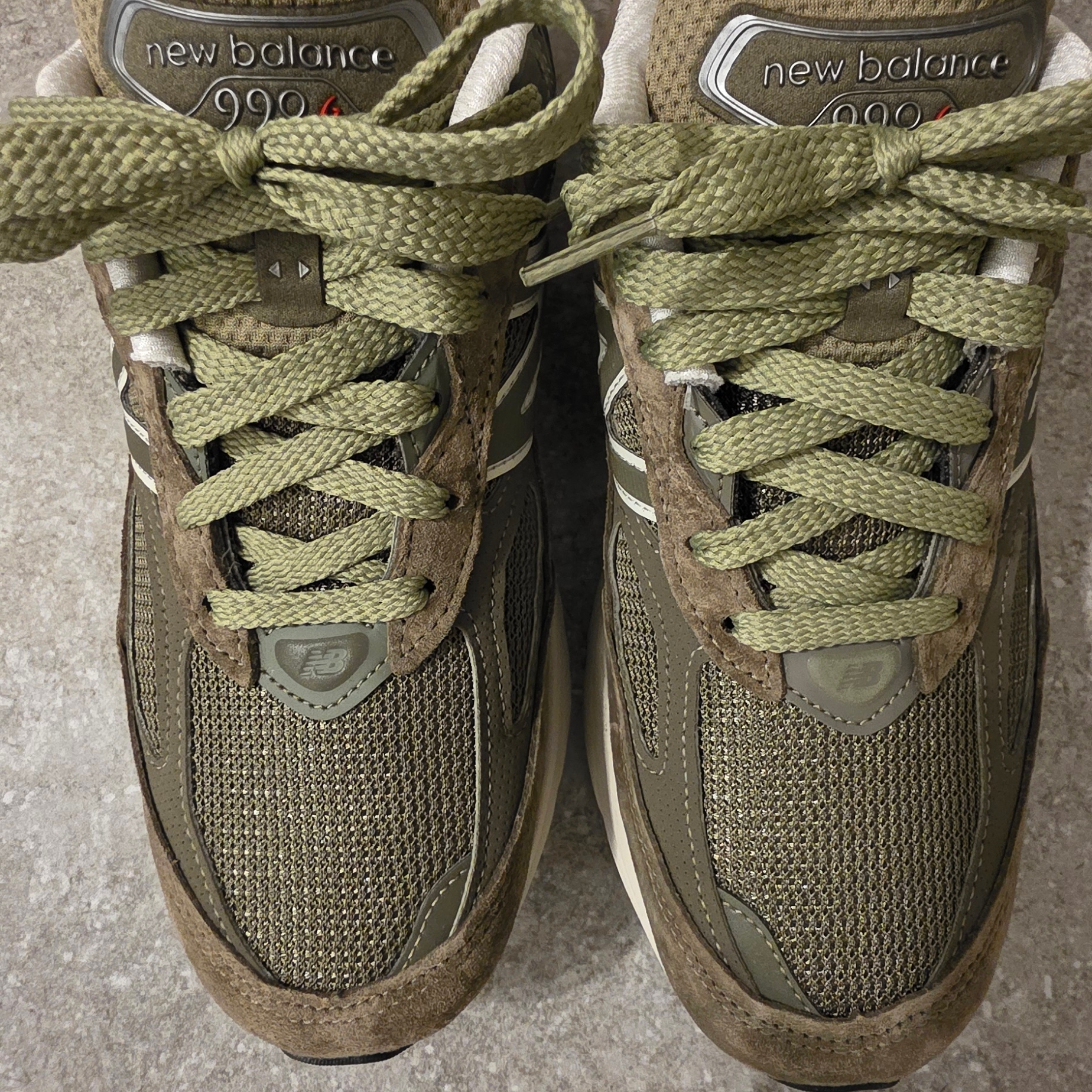New Balance 990v6 Made in USA True Camo 착용 스타일