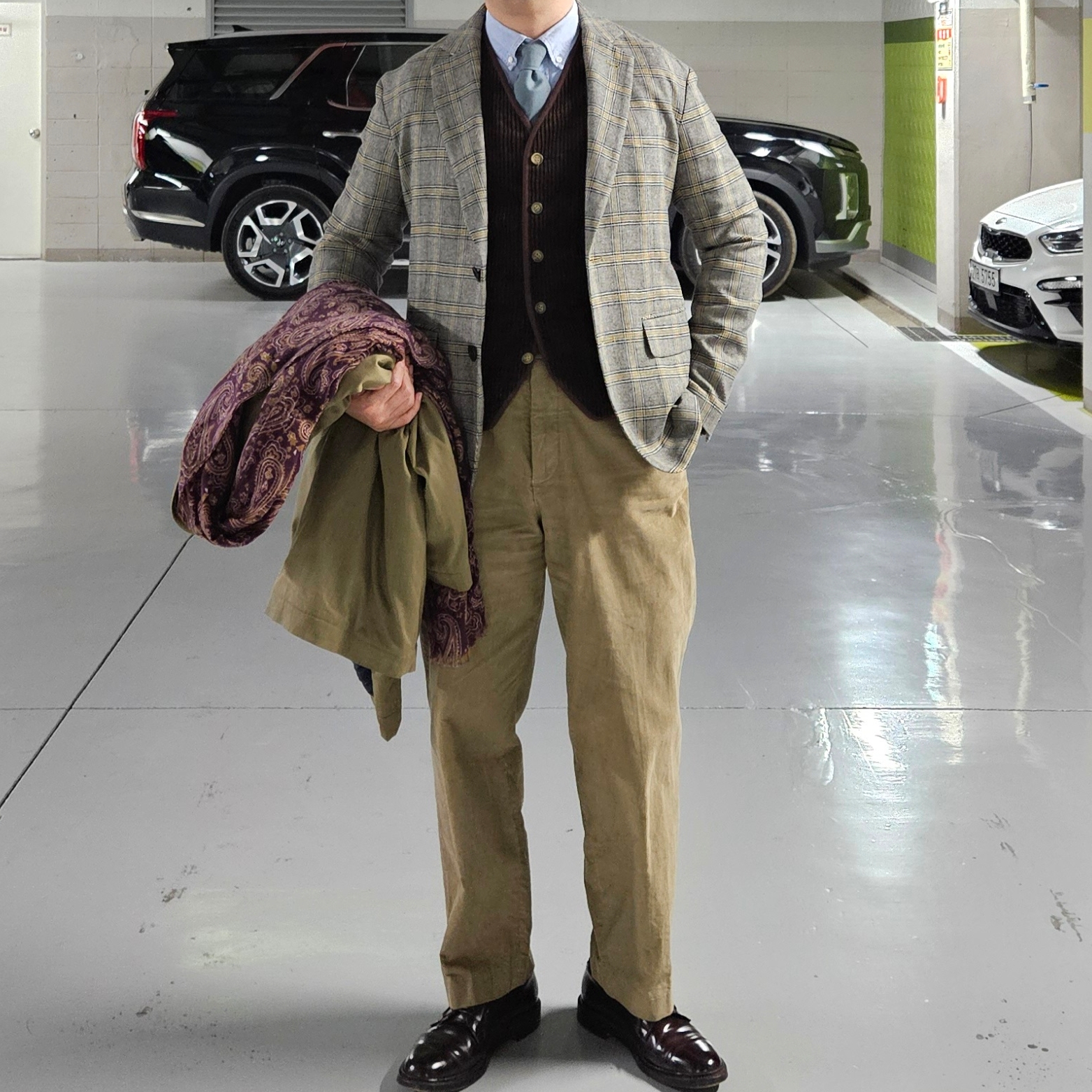Alden 990 Cordovan Plain Toe Blucher Oxford Burgundy - D, Rolex Submariner 41mm 124060 Black Oyster 착용 스타일 - 2
